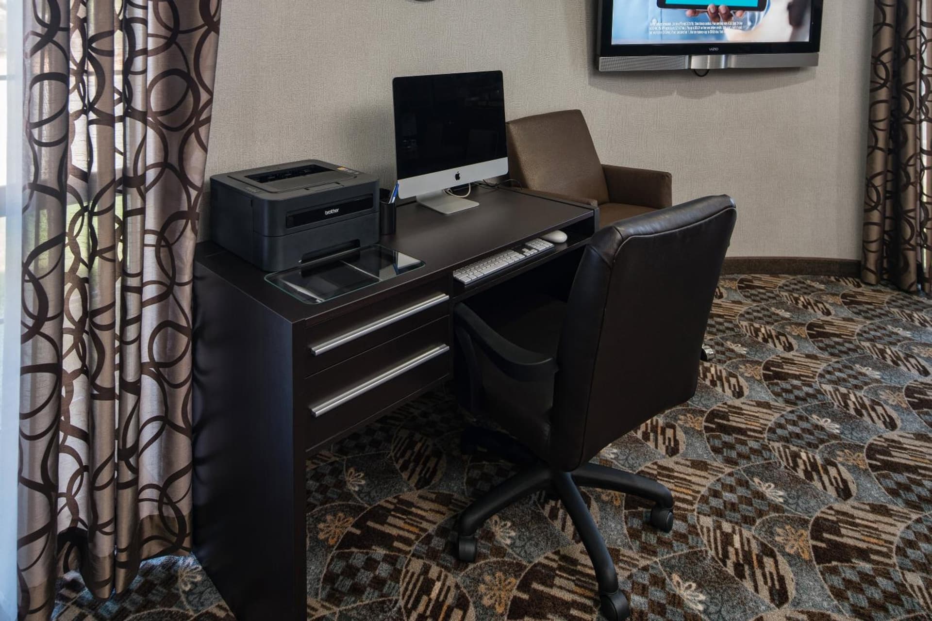 Holiday Inn Express & Suites Santa Clara by IHG interior in Santa Clara, CA — gallery photo 2