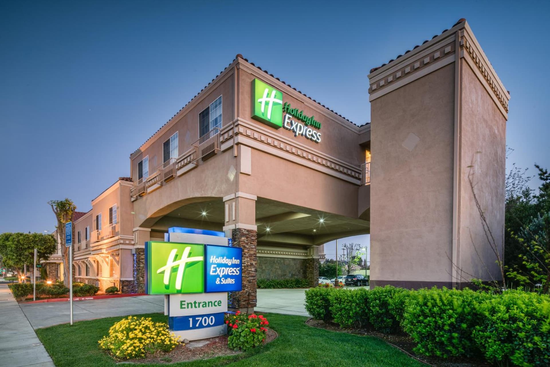 Holiday Inn Express & Suites Santa Clara by IHG gallery photo in Santa Clara, CA — image 32