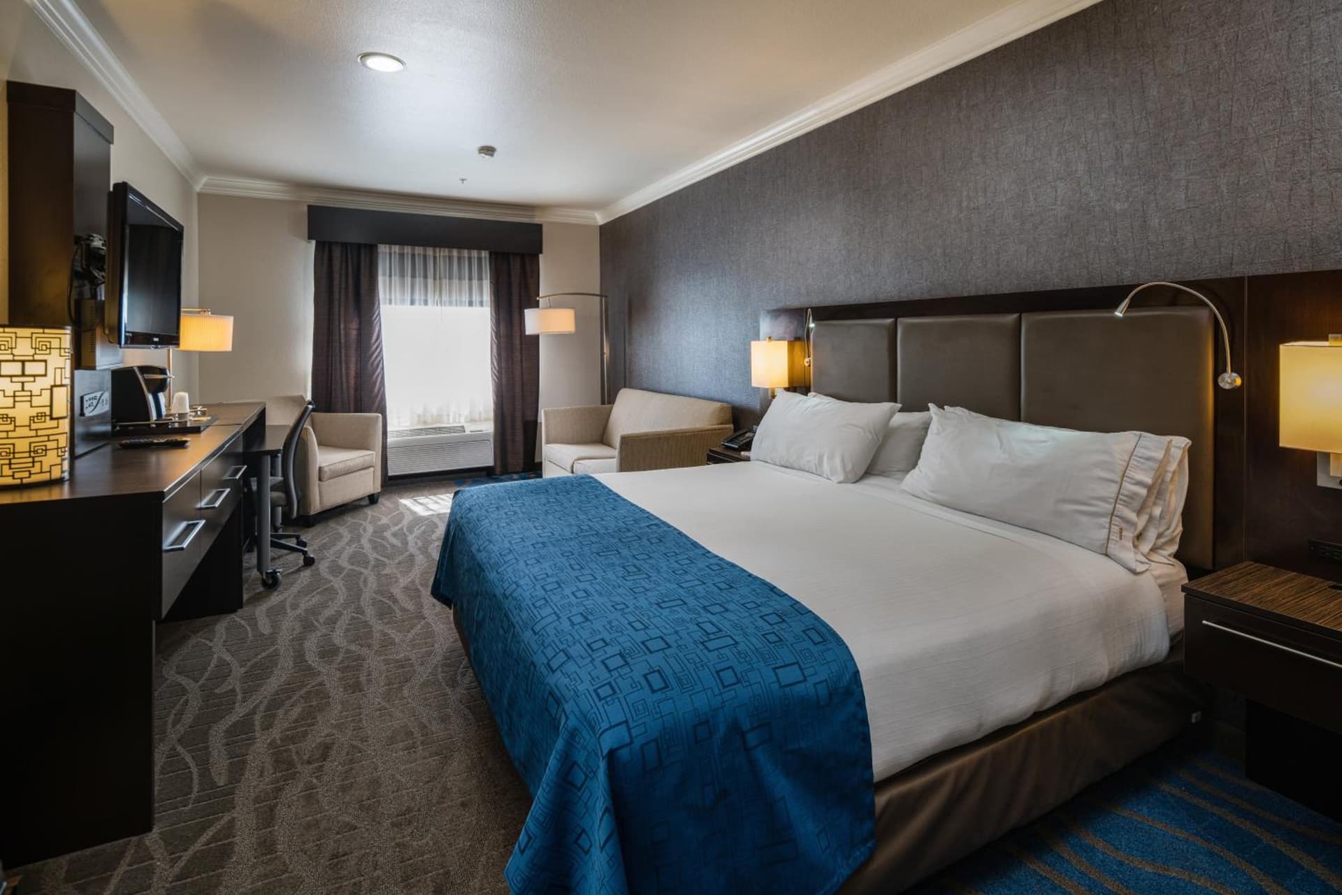 Holiday Inn Express & Suites Santa Clara by IHG gallery photo in Santa Clara, CA — image 21