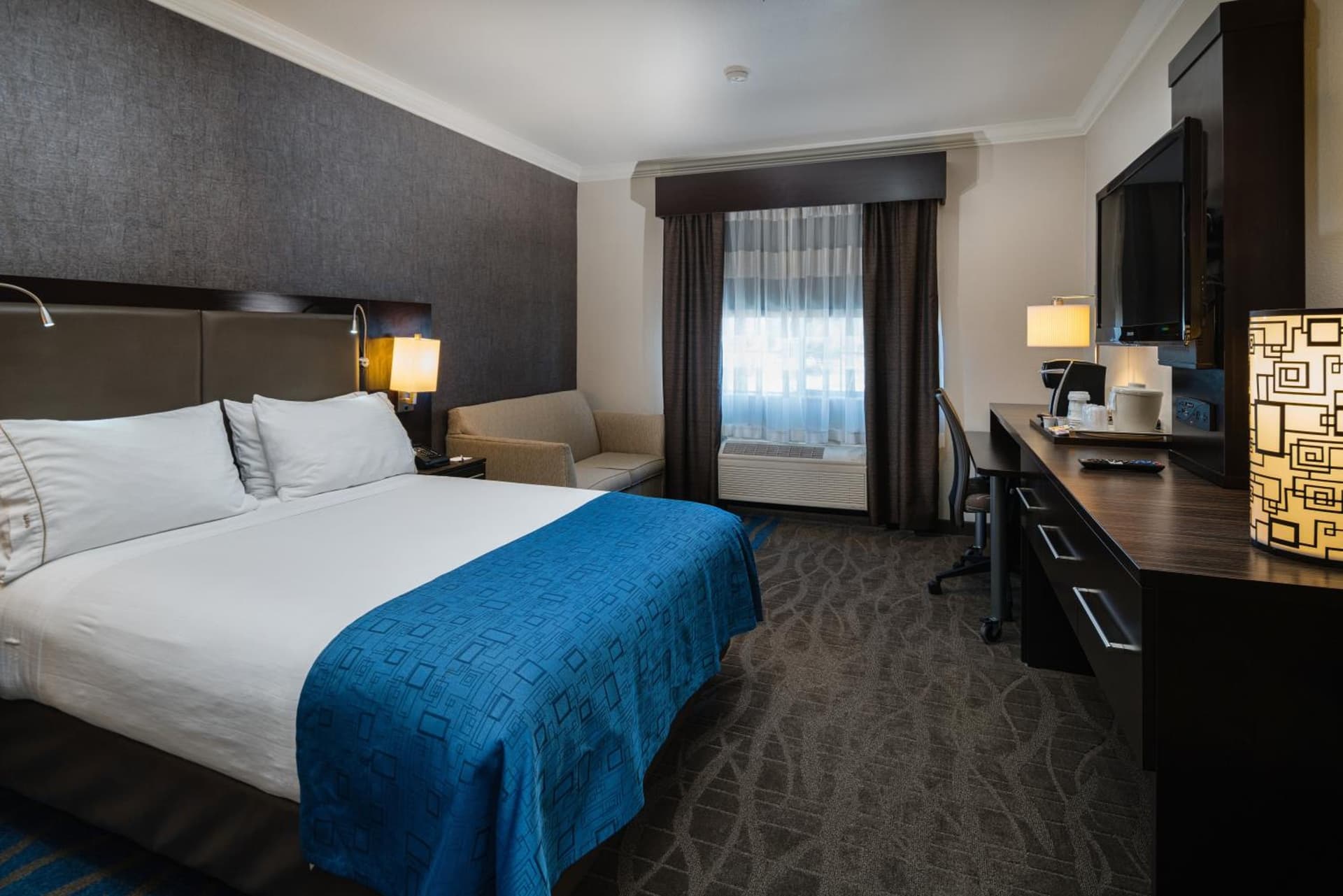 Holiday Inn Express & Suites Santa Clara by IHG gallery photo in Santa Clara, CA — image 28