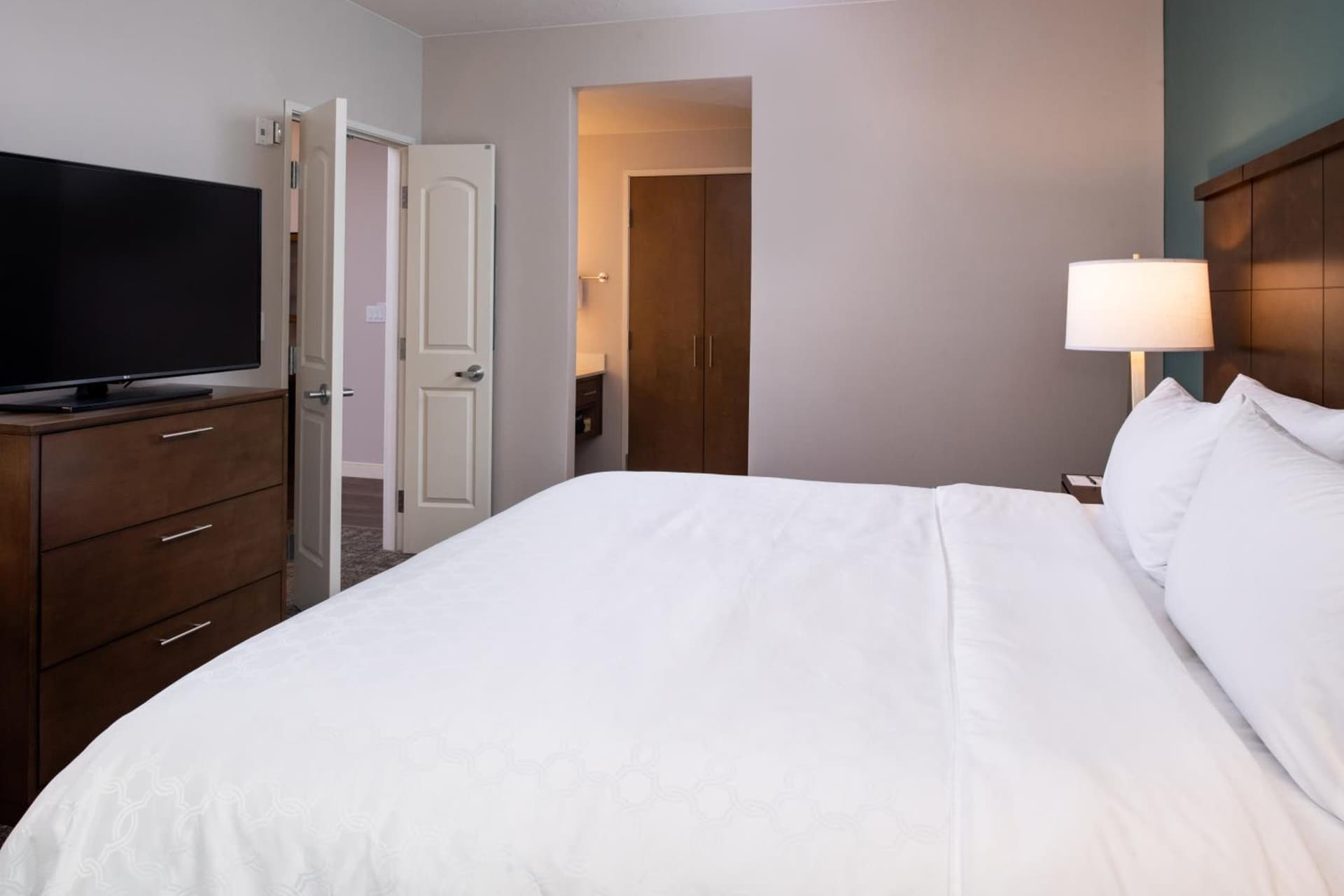 Staybridge Suites - St George by IHG gallery photo in St. George, UT — image 7