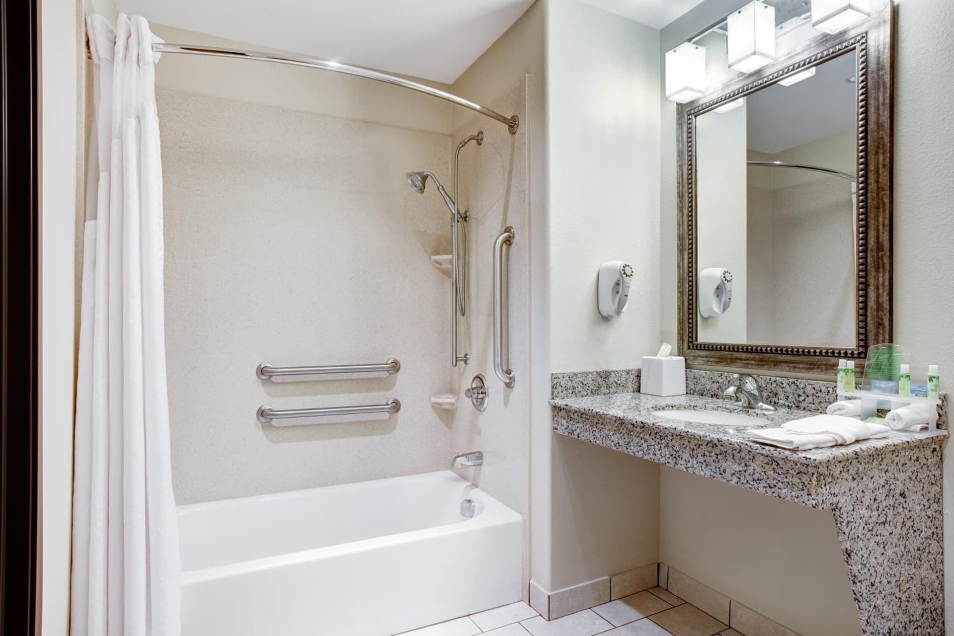 Holiday Inn Express & Suites Raceland - Highway 90 by IHG gallery photo in Raceland, LA — image 44