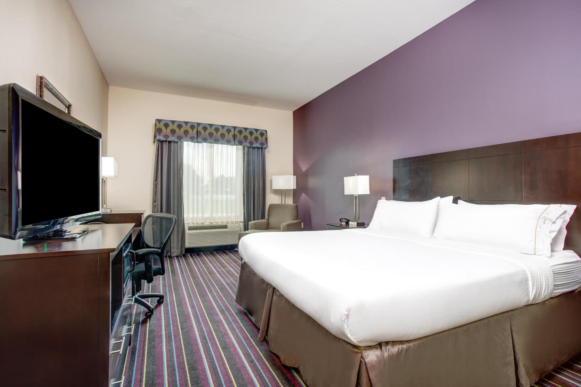Holiday Inn Express & Suites Raceland - Highway 90 by IHG gallery photo in Raceland, LA — image 12