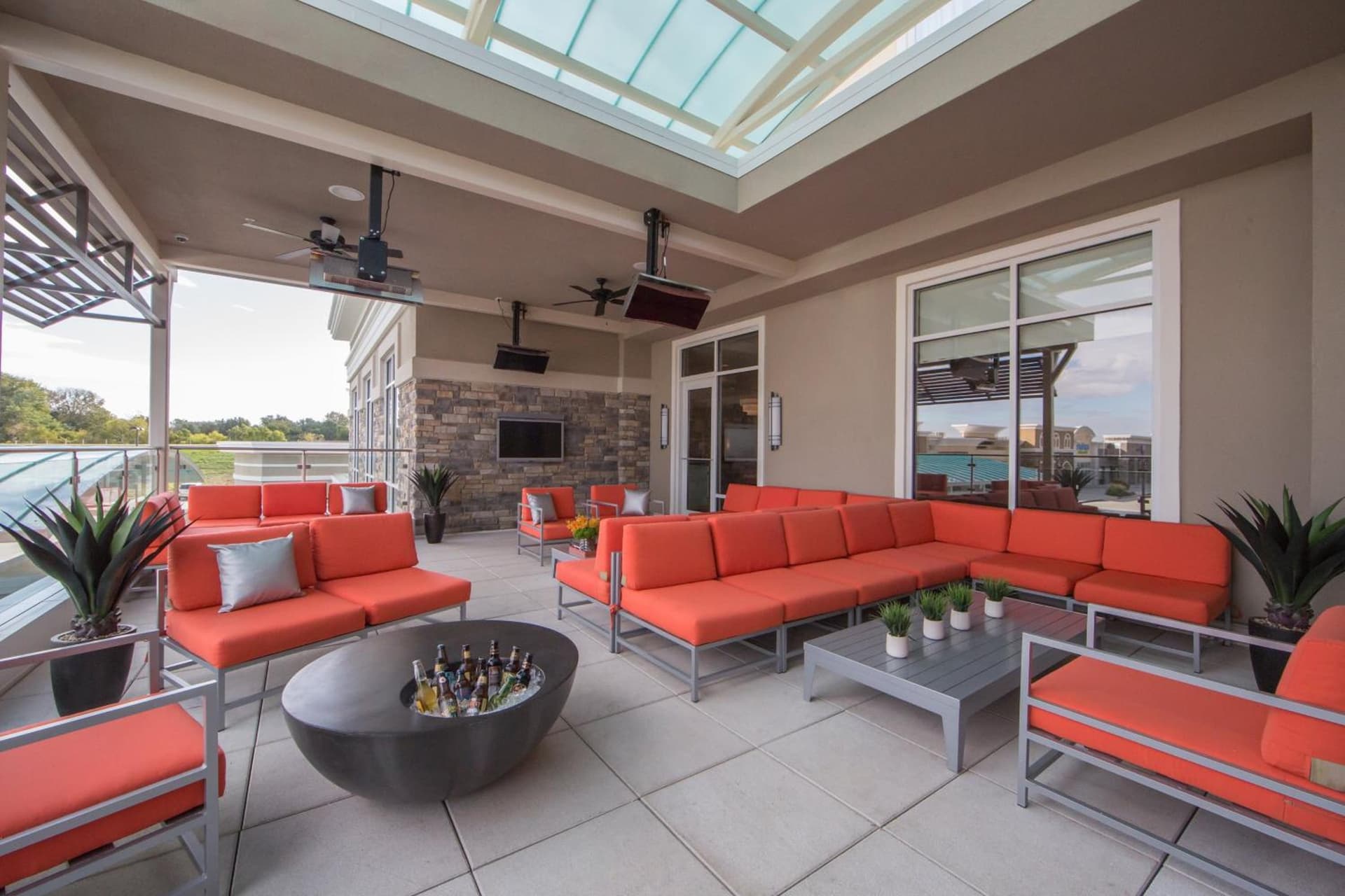 Holiday Inn Hotel & Suites Davenport by IHG gallery photo in Davenport, IA — image 35
