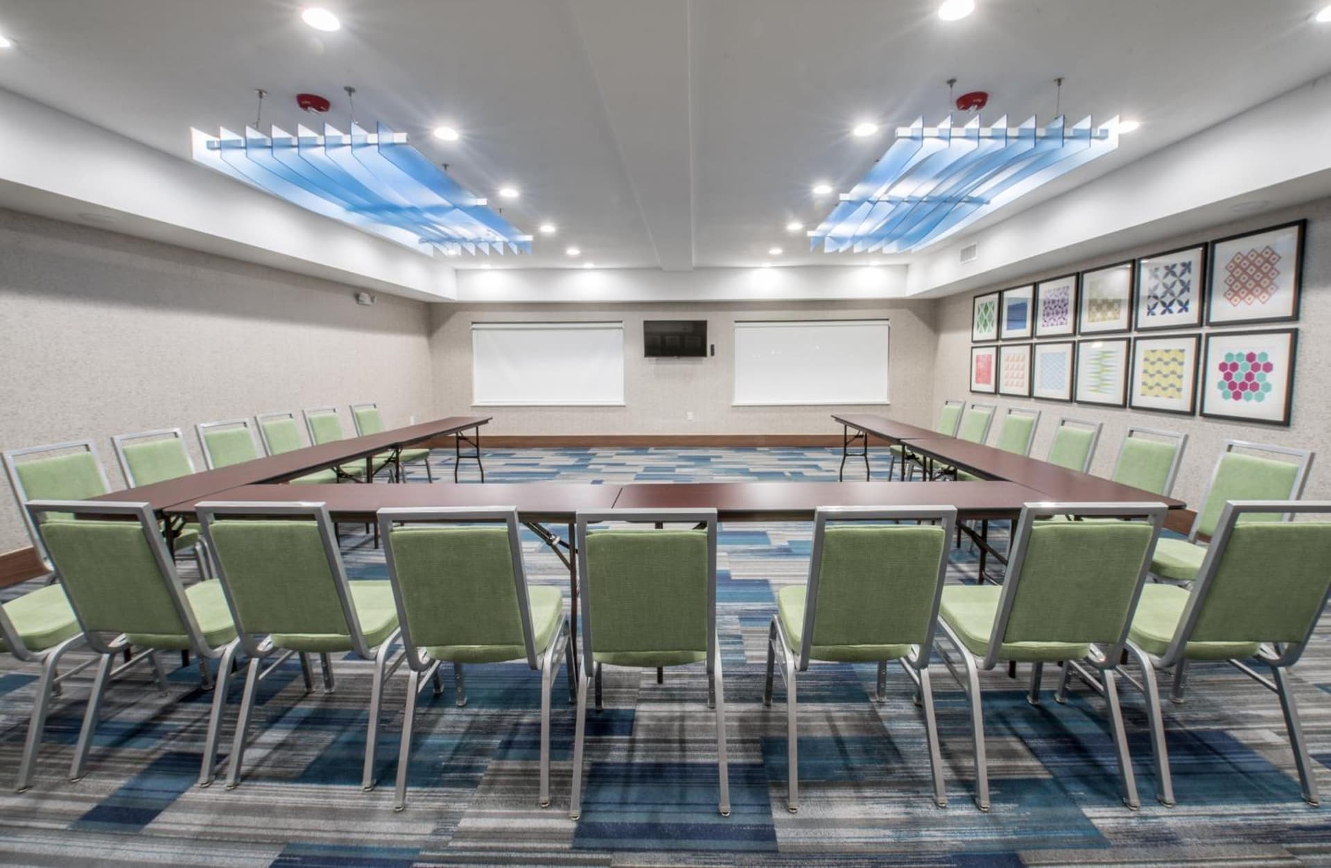 Holiday Inn Express & Suites - Houston Westchase - Westheimer by IHG gallery photo in Houston, TX — image 20