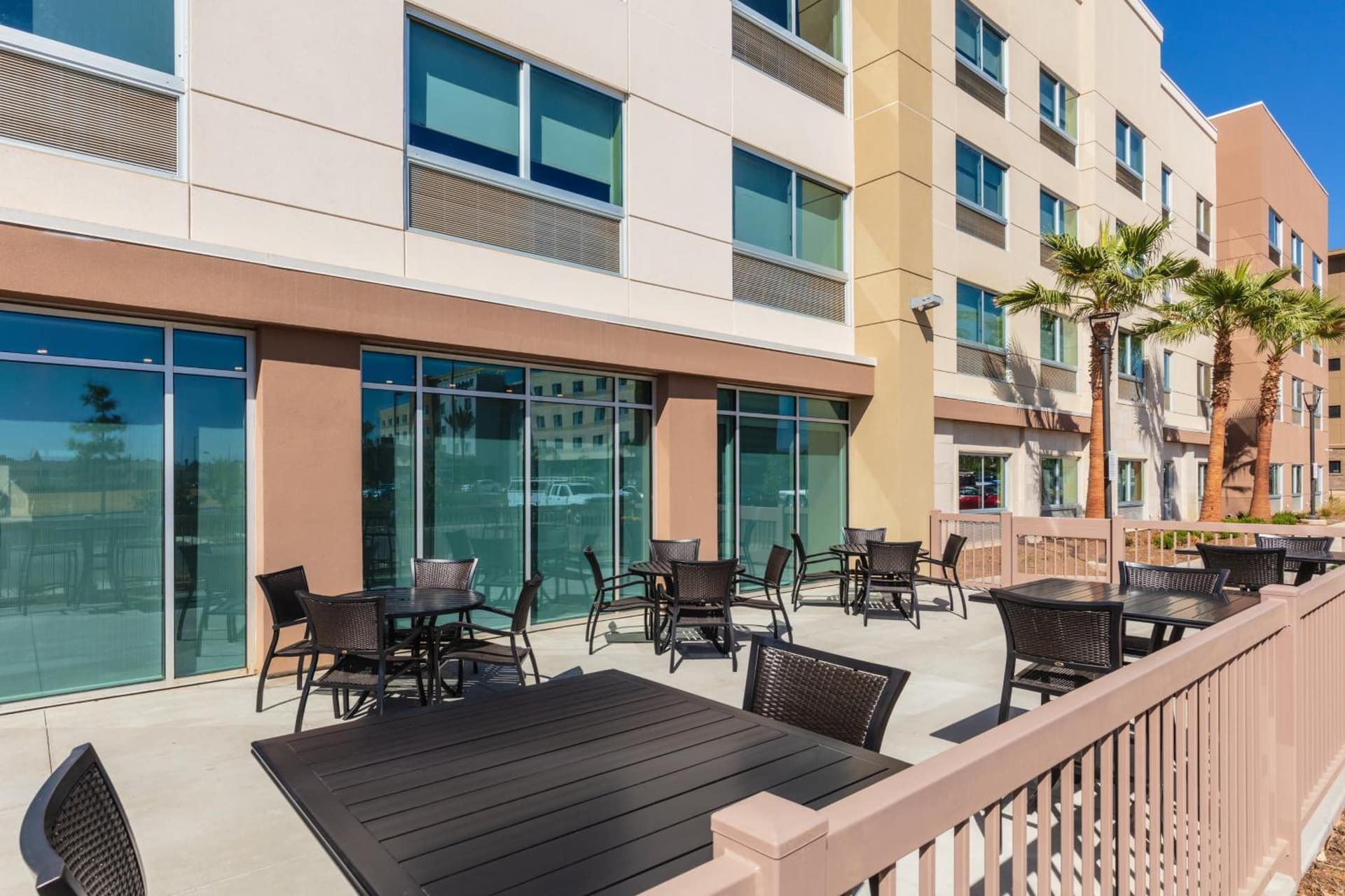 Holiday Inn Express & Suites - Moreno Valley - Riverside by IHG gallery photo in Moreno Valley, CA — image 14