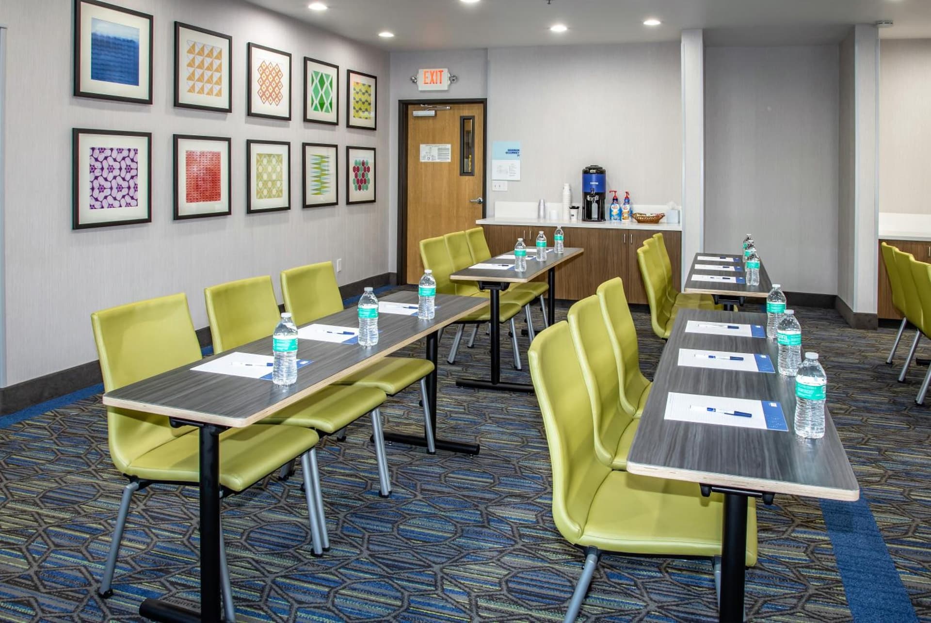 Holiday Inn Express Hotel & Suites Roseville - Galleria Area by IHG gallery photo in Roseville, CA — image 100