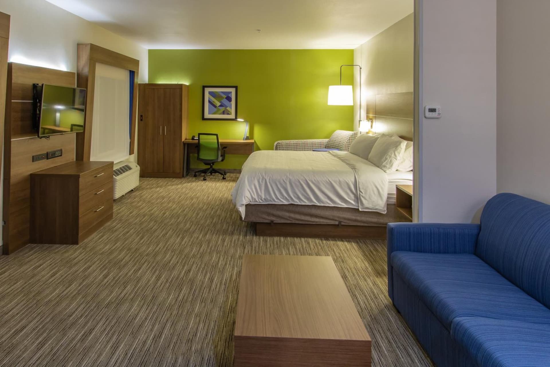 Holiday Inn Express Hotel & Suites Roseville - Galleria Area by IHG gallery photo in Roseville, CA — image 7