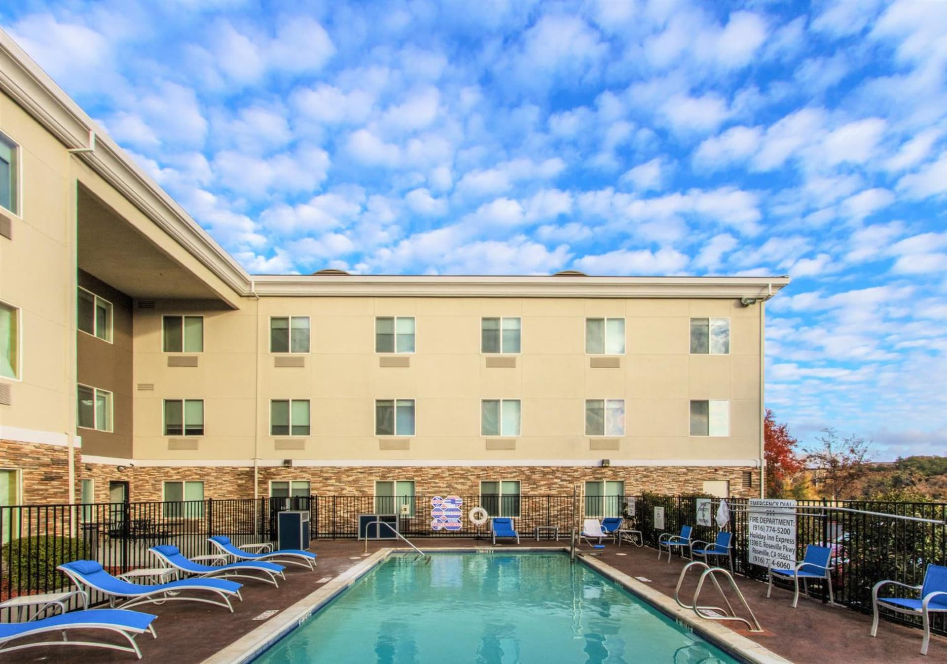 Holiday Inn Express Hotel & Suites Roseville - Galleria Area by IHG gallery photo in Roseville, CA — image 79