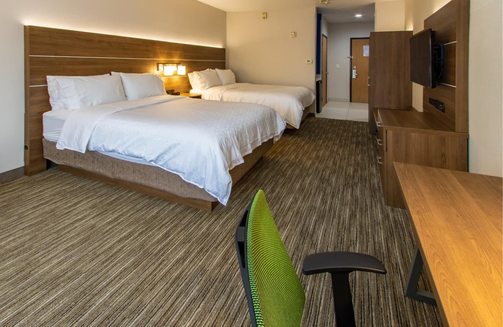 Holiday Inn Express Hotel & Suites Roseville - Galleria Area by IHG gallery photo in Roseville, CA — image 14