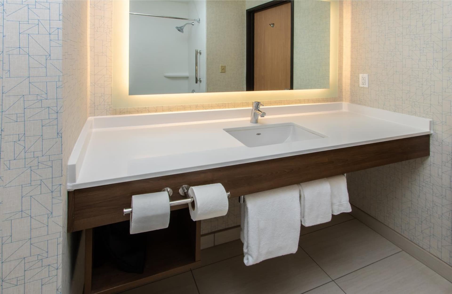 Holiday Inn Express Hotel & Suites Roseville - Galleria Area by IHG gallery photo in Roseville, CA — image 96