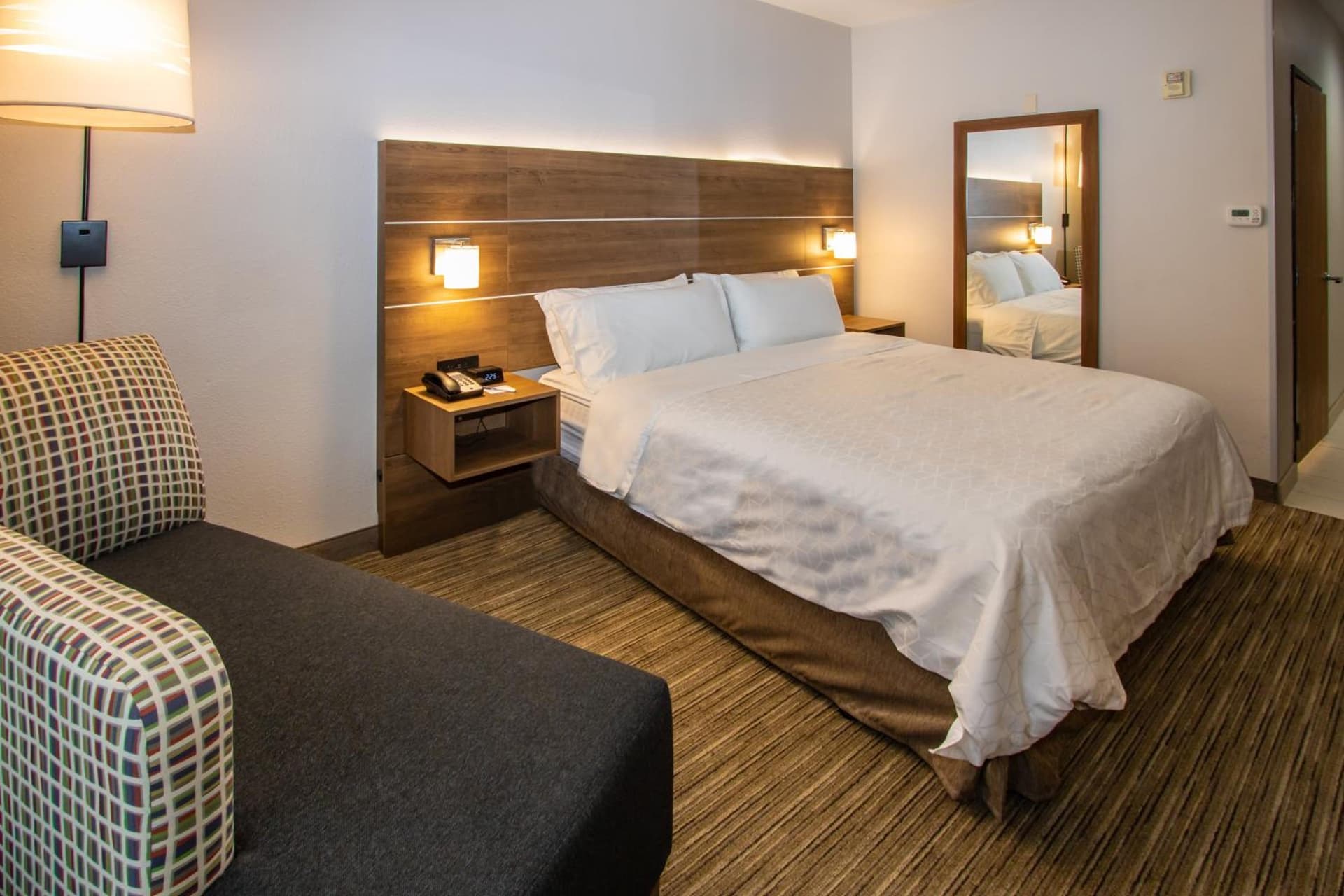 Holiday Inn Express Hotel & Suites Roseville - Galleria Area by IHG gallery photo in Roseville, CA — image 37