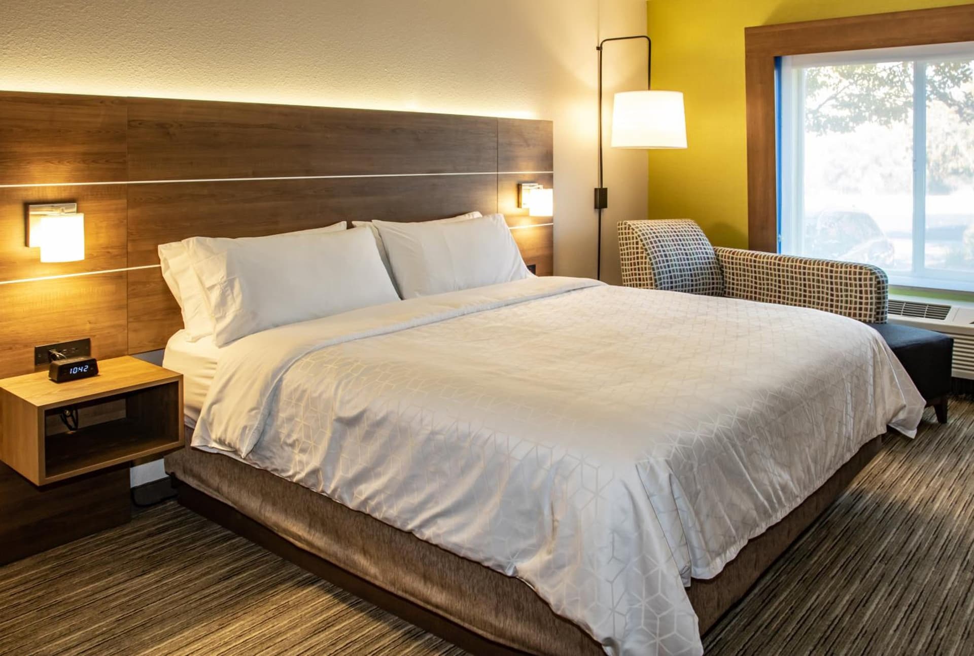 Holiday Inn Express Hotel & Suites Roseville - Galleria Area by IHG gallery photo in Roseville, CA — image 103
