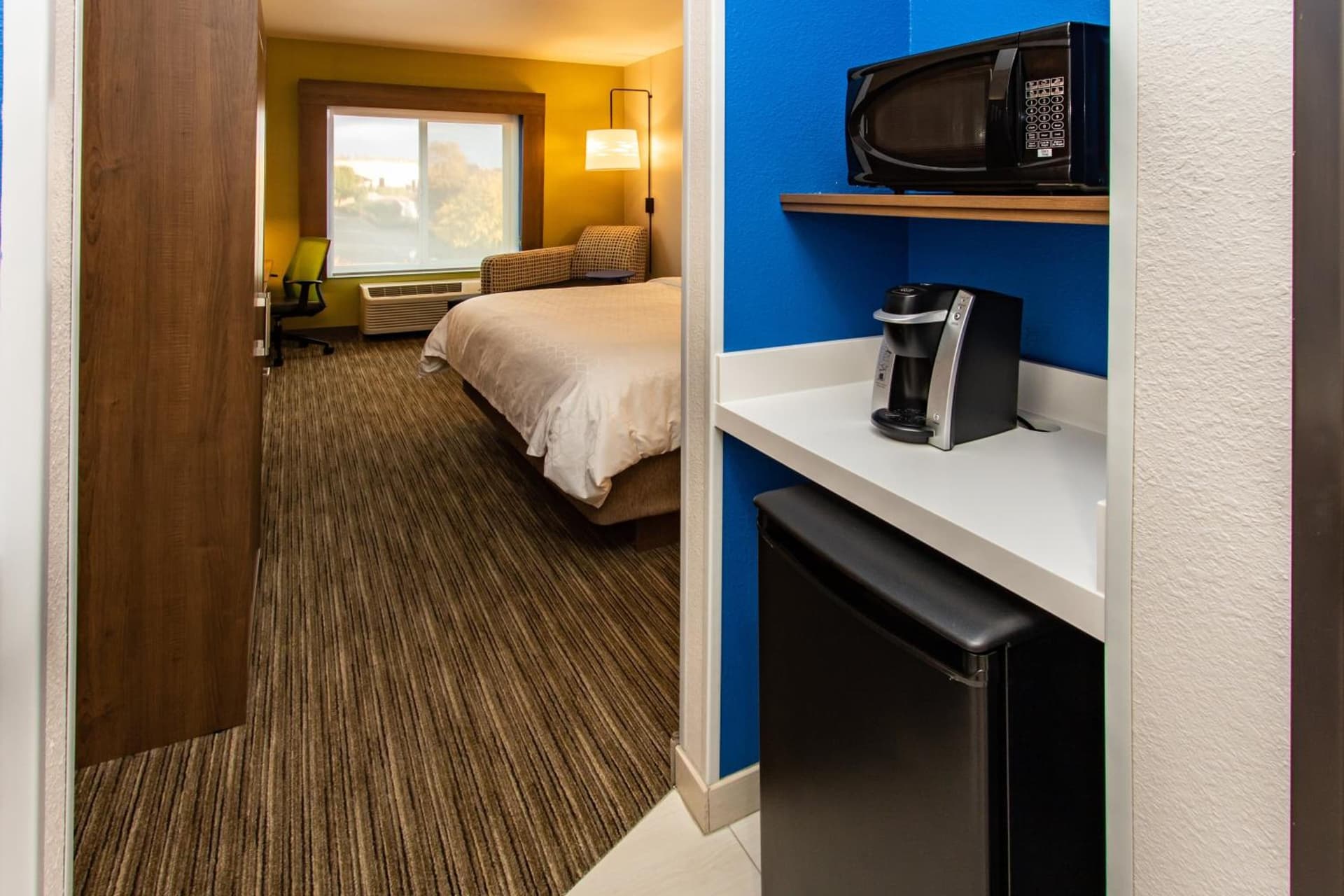 Holiday Inn Express Hotel & Suites Roseville - Galleria Area by IHG gallery photo in Roseville, CA — image 36