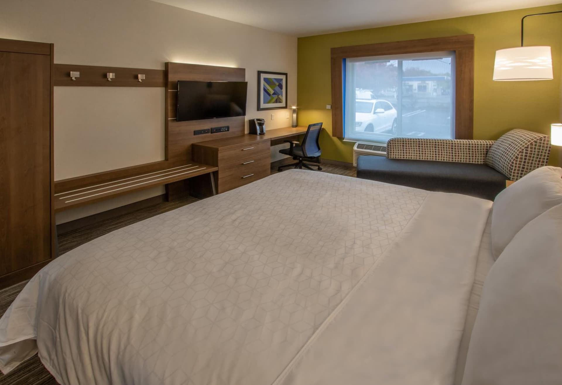 Holiday Inn Express Hotel & Suites Roseville - Galleria Area by IHG gallery photo in Roseville, CA — image 29