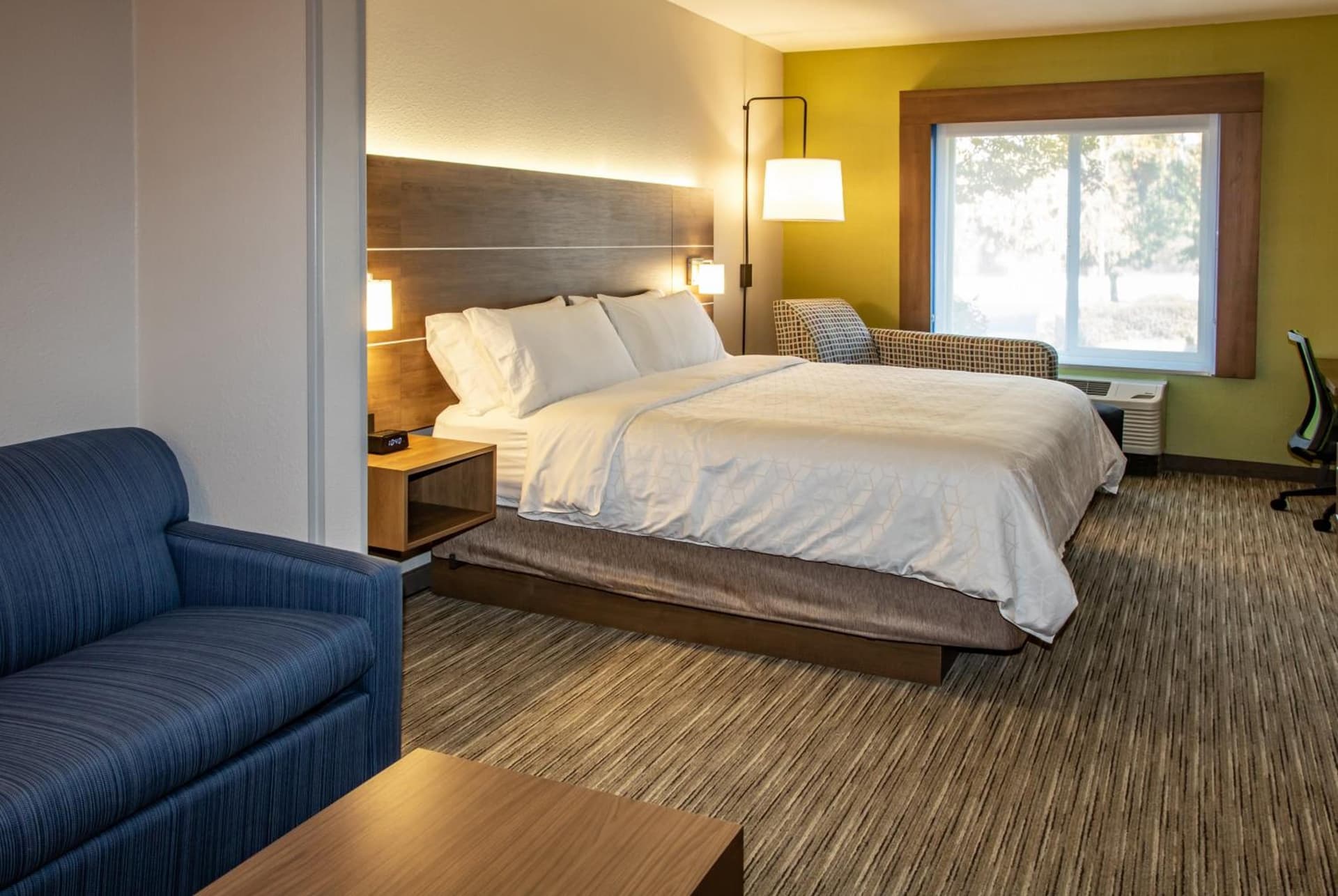 Holiday Inn Express Hotel & Suites Roseville - Galleria Area by IHG gallery photo in Roseville, CA — image 120