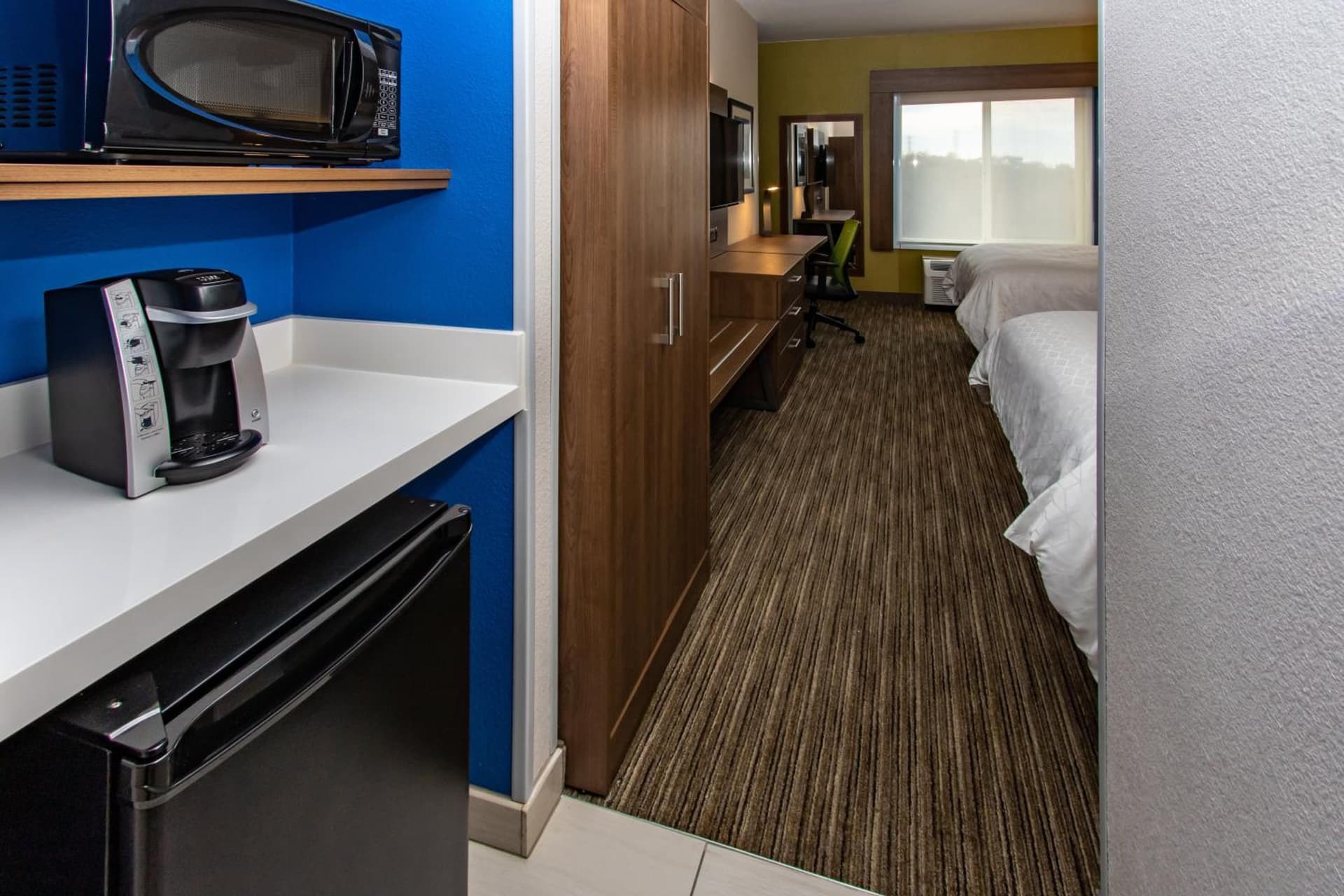 Holiday Inn Express Hotel & Suites Roseville - Galleria Area by IHG gallery photo in Roseville, CA — image 54
