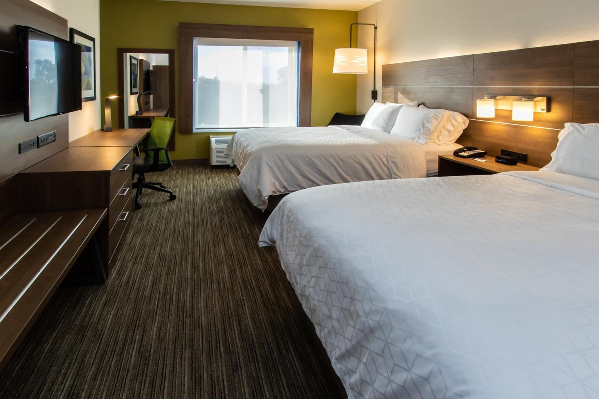 Holiday Inn Express Hotel & Suites Roseville - Galleria Area by IHG property views in Roseville, CA — gallery photo 3