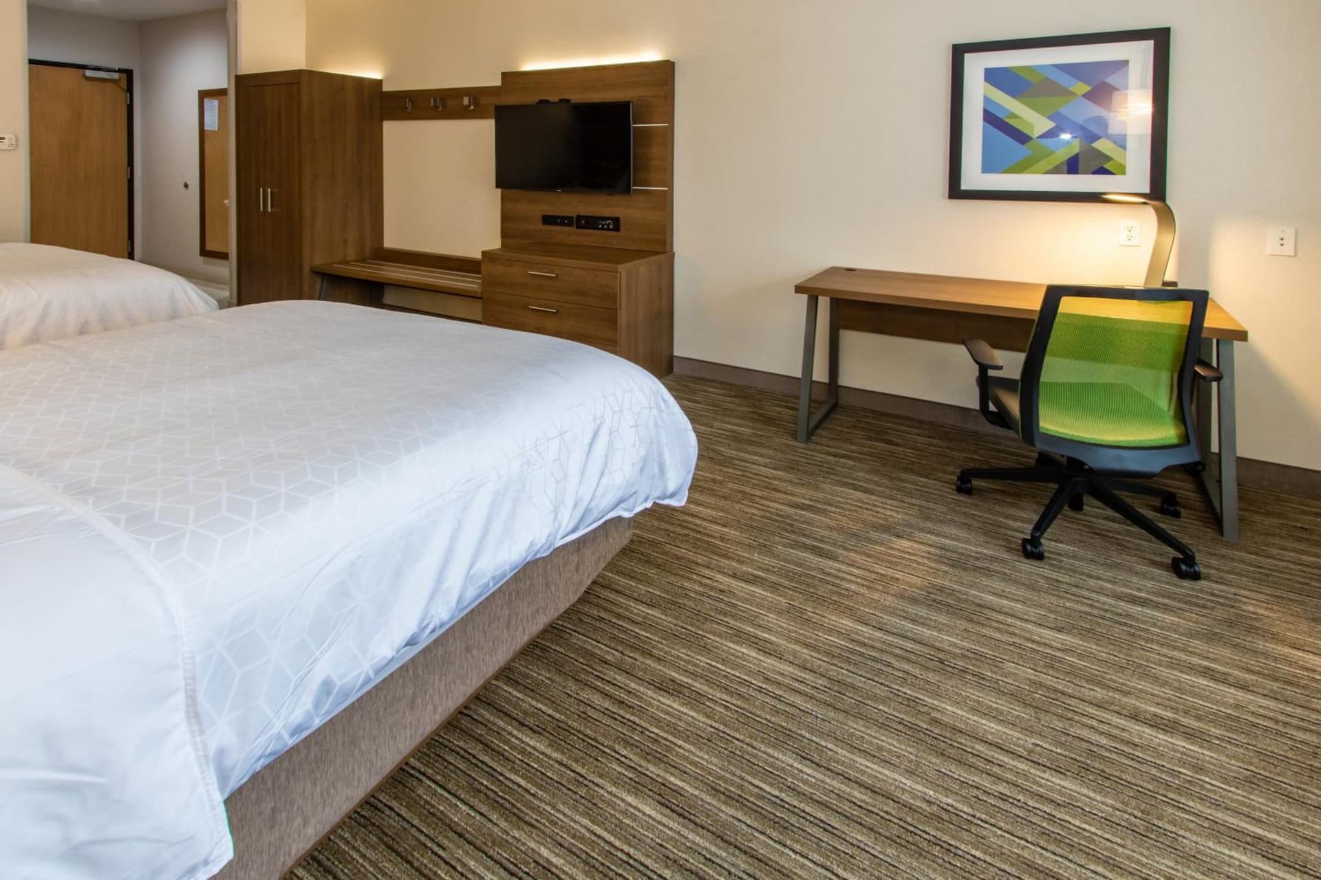 Holiday Inn Express Hotel & Suites Roseville - Galleria Area by IHG gallery photo in Roseville, CA — image 64
