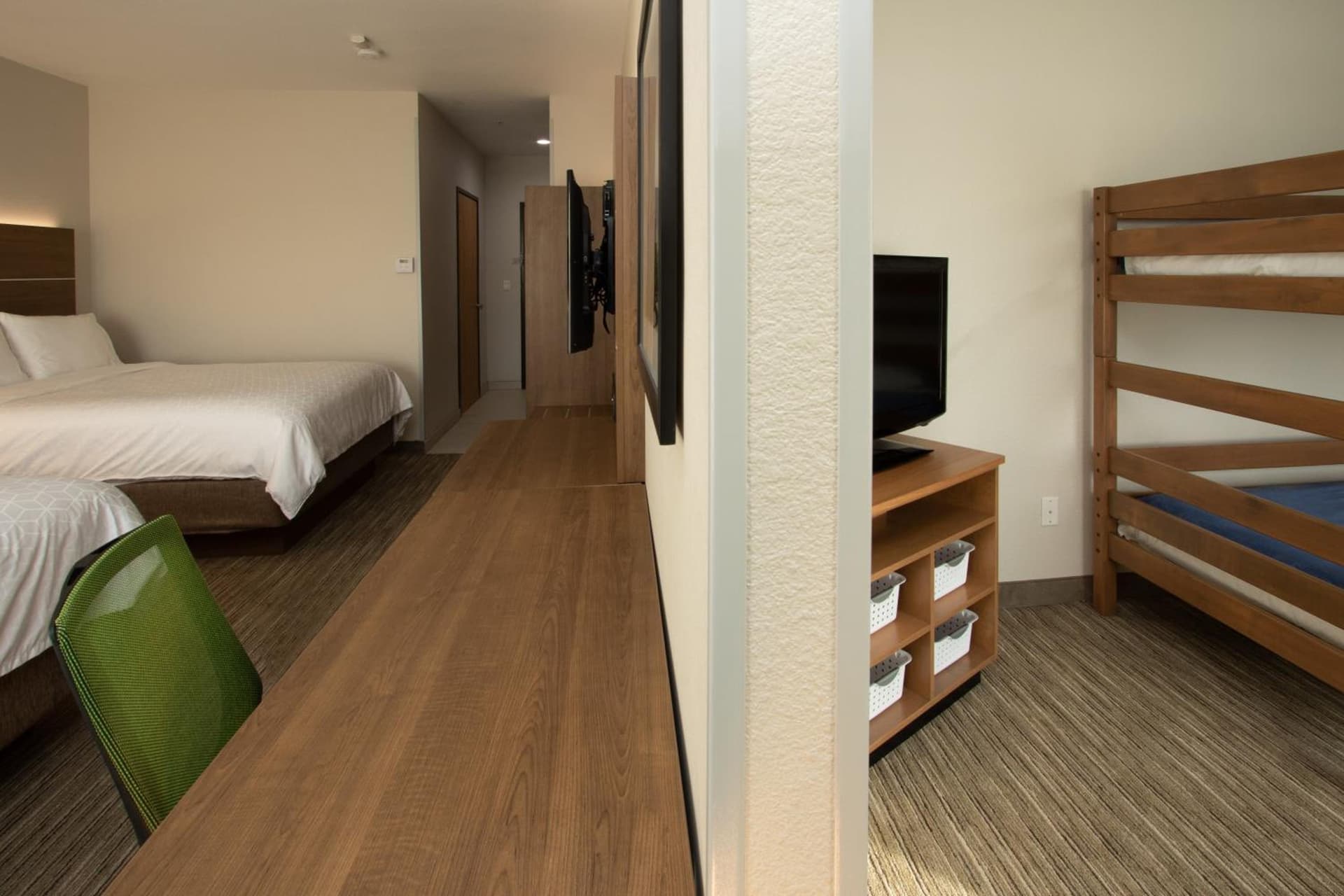 Holiday Inn Express Hotel & Suites Roseville - Galleria Area by IHG gallery photo in Roseville, CA — image 17
