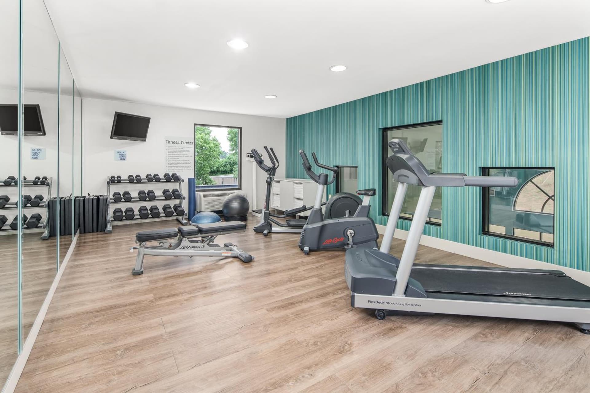 Holiday Inn Express Hotels & Suites Greenville-Spartanburg/Duncan by IHG gallery photo in Duncan, SC — image 36