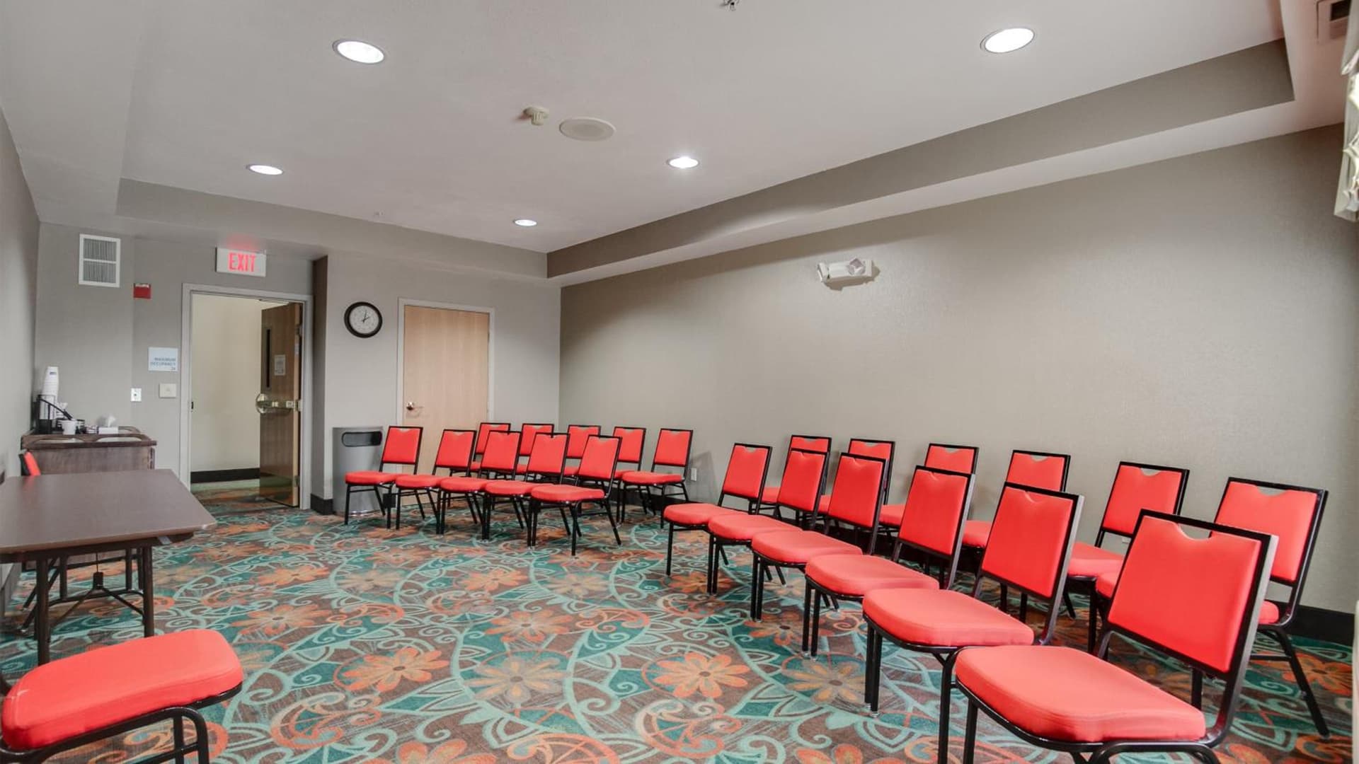 Holiday Inn Express and Suites St. Cloud by IHG gallery photo in Saint Cloud, MN — image 72