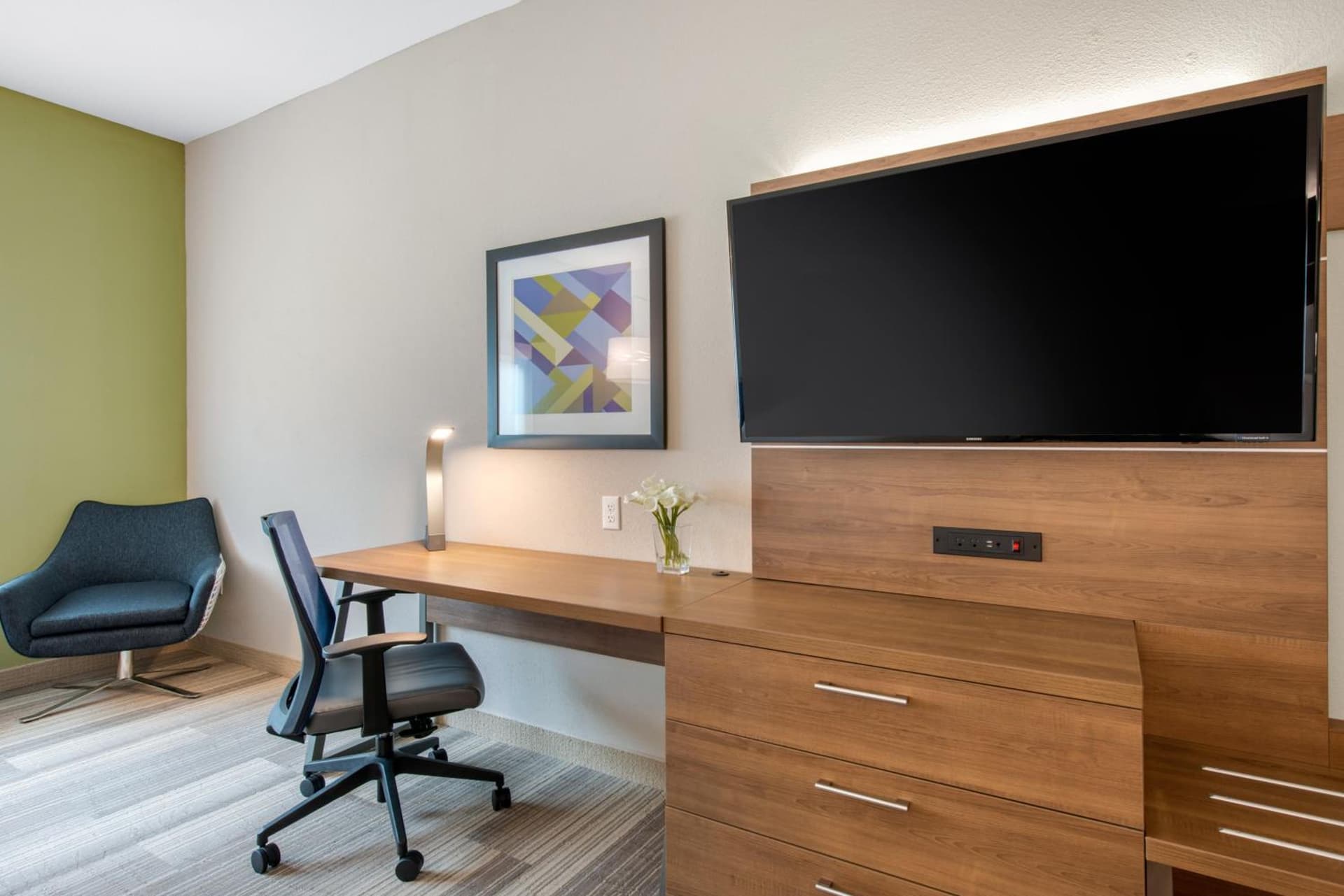 Holiday Inn Express & Suites - Ruskin by IHG gallery photo in Ruskin, FL — image 4