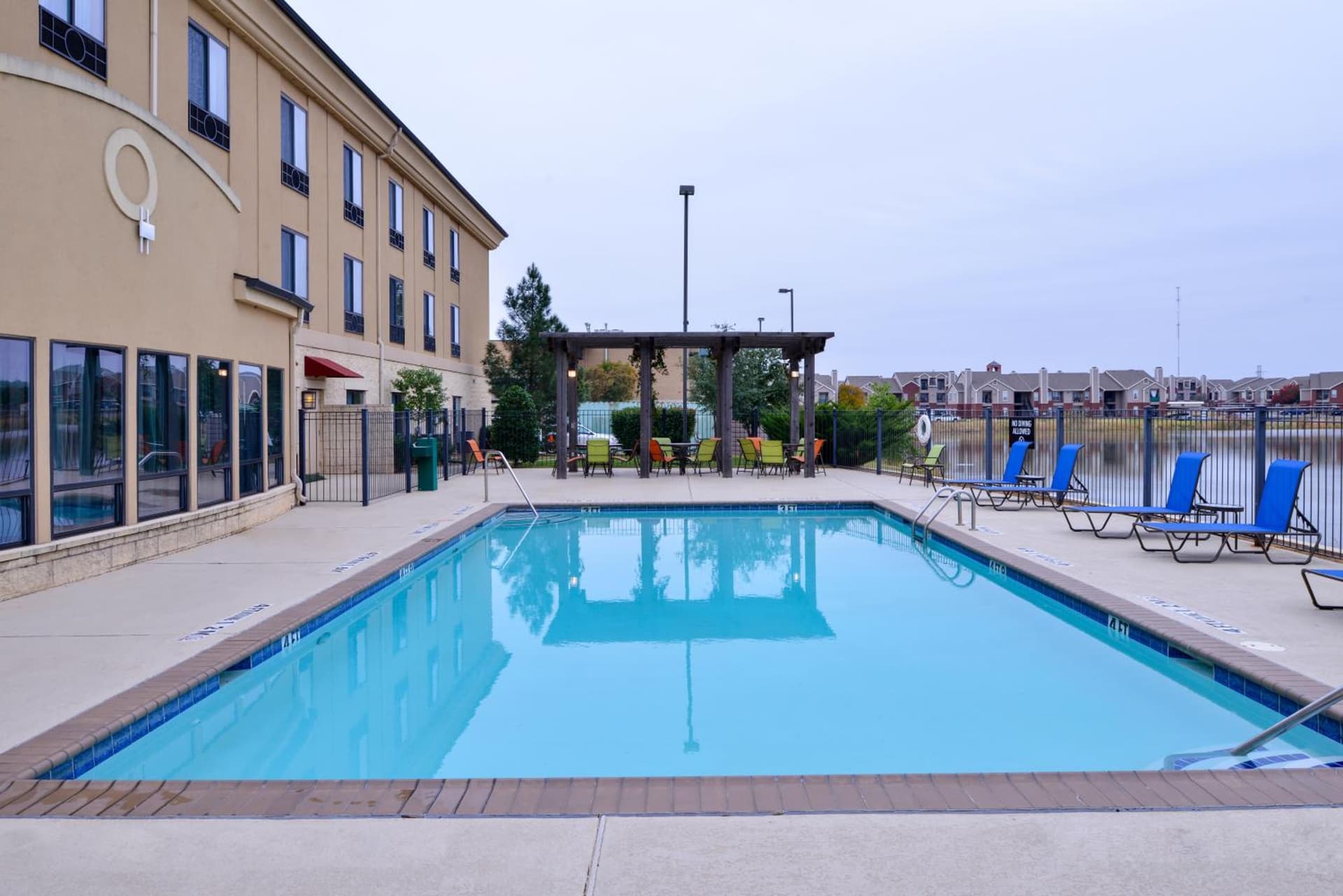 Holiday Inn Express & Suites Wichita Falls by IHG gallery photo in Wichita Falls, TX — image 7