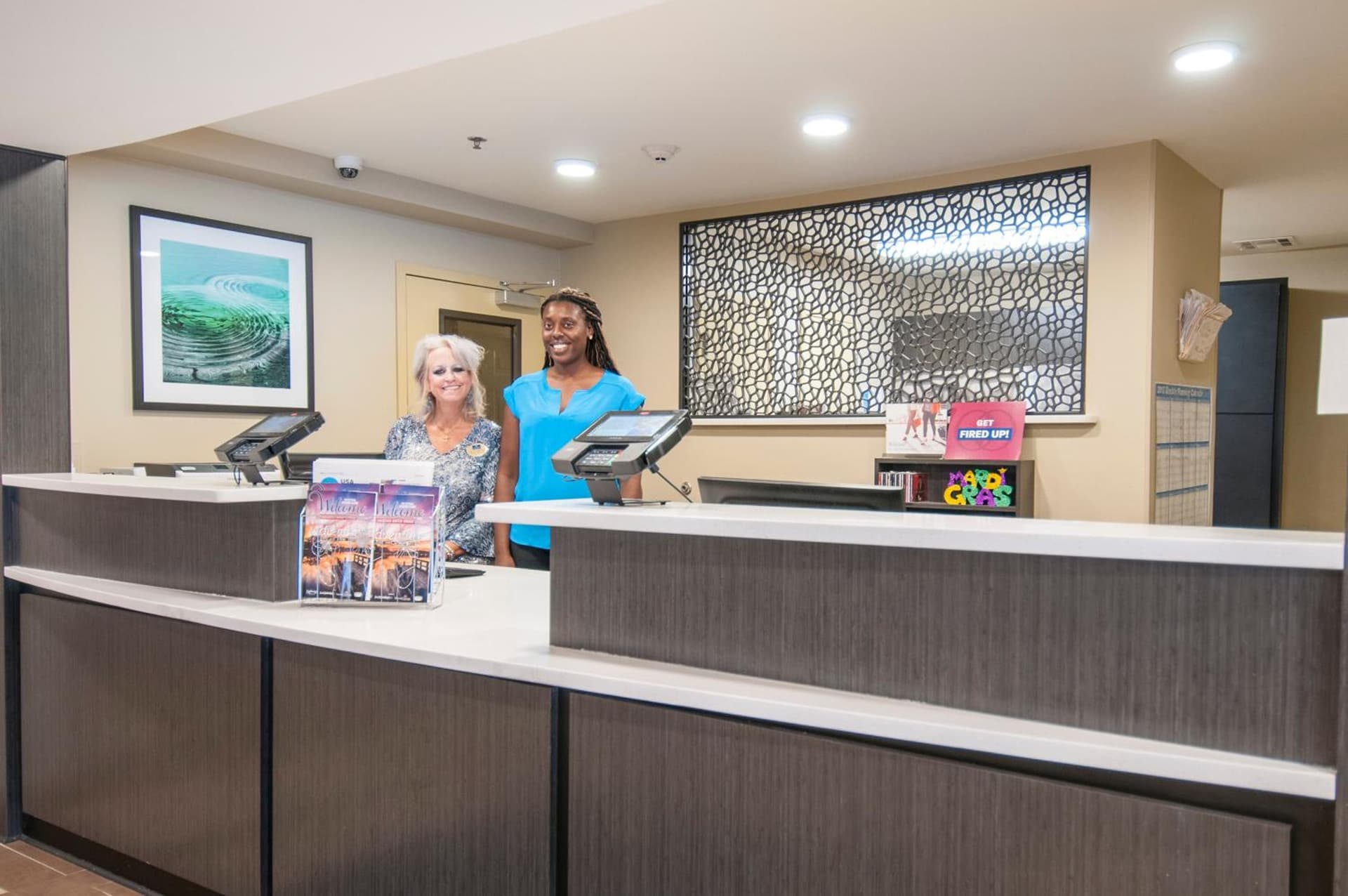 Candlewood Suites - Baton Rouge - College Drive by IHG interior in Baton Rouge, LA — gallery photo 2