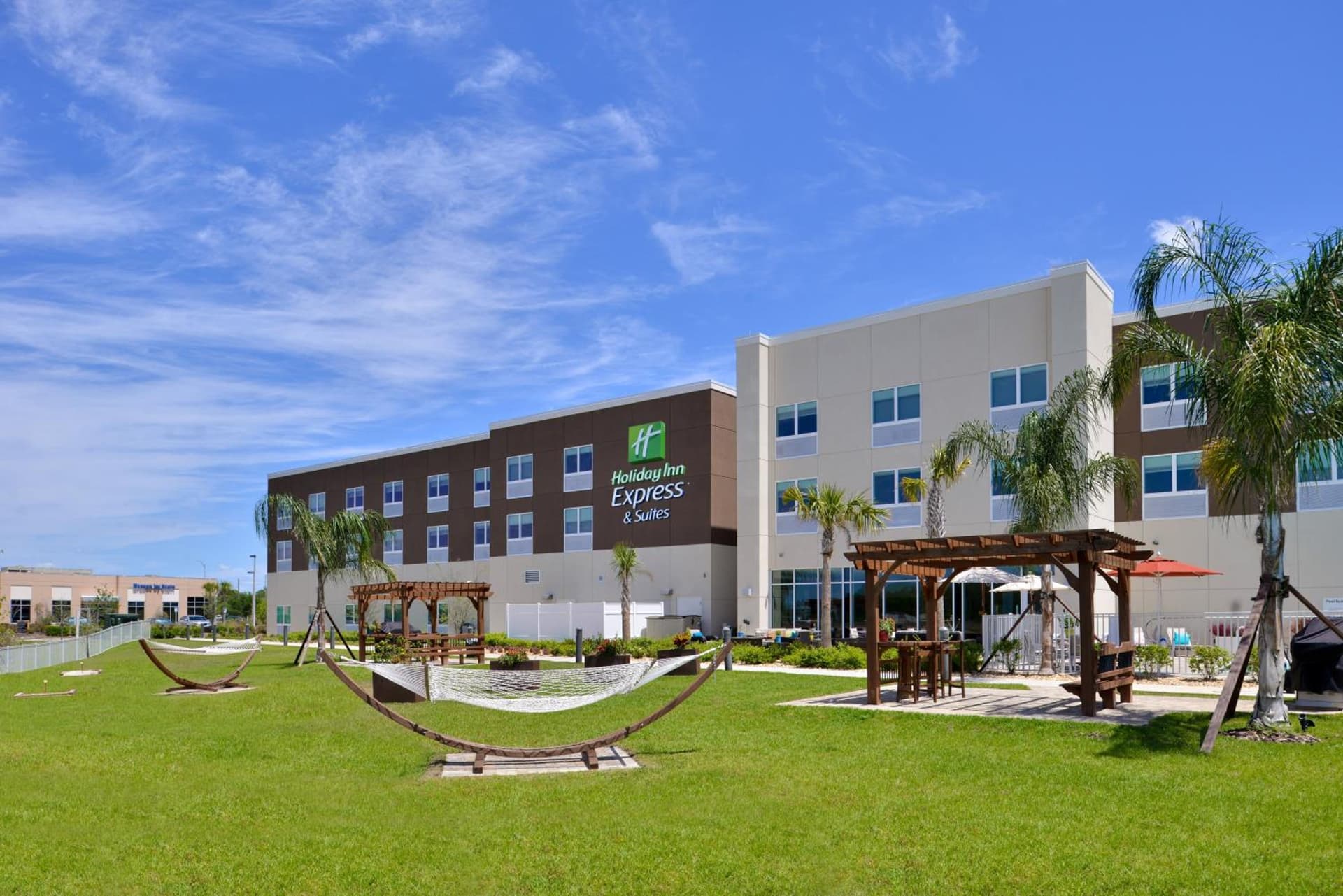 Holiday Inn Express & Suites Trinity by IHG — hotel in Hudson, Florida