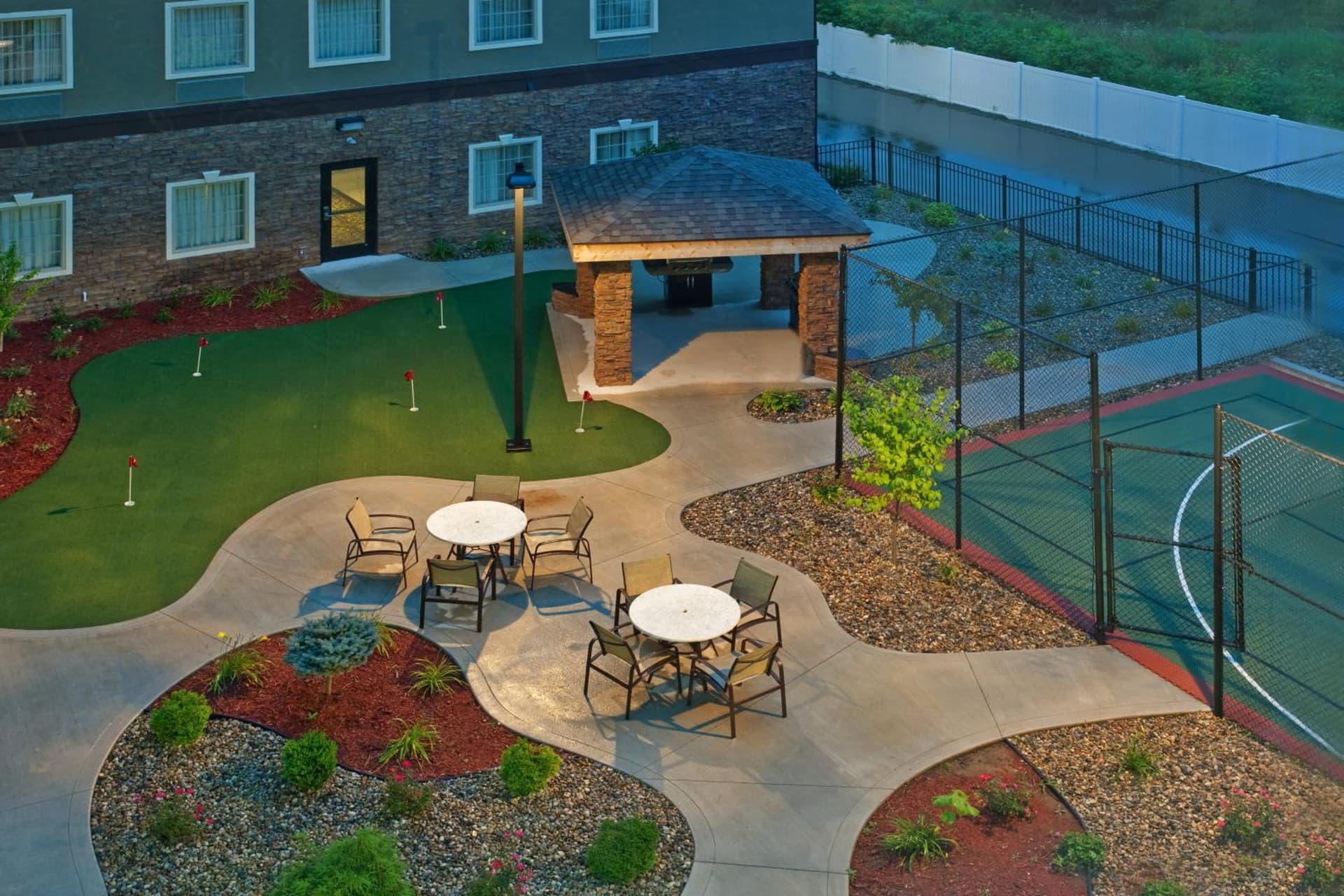 Staybridge Suites Elkhart North, an IHG Hotel gallery photo in Elkhart, IN — image 9