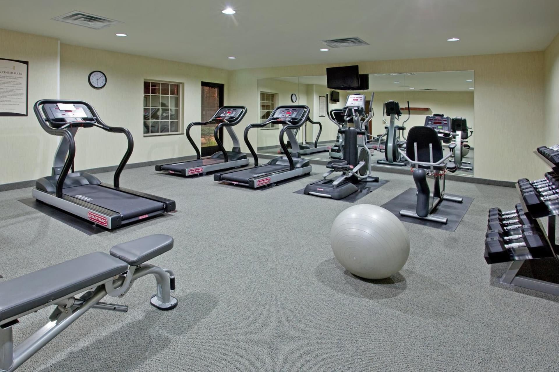 Staybridge Suites Elkhart North, an IHG Hotel property views in Elkhart, IN — gallery photo 3