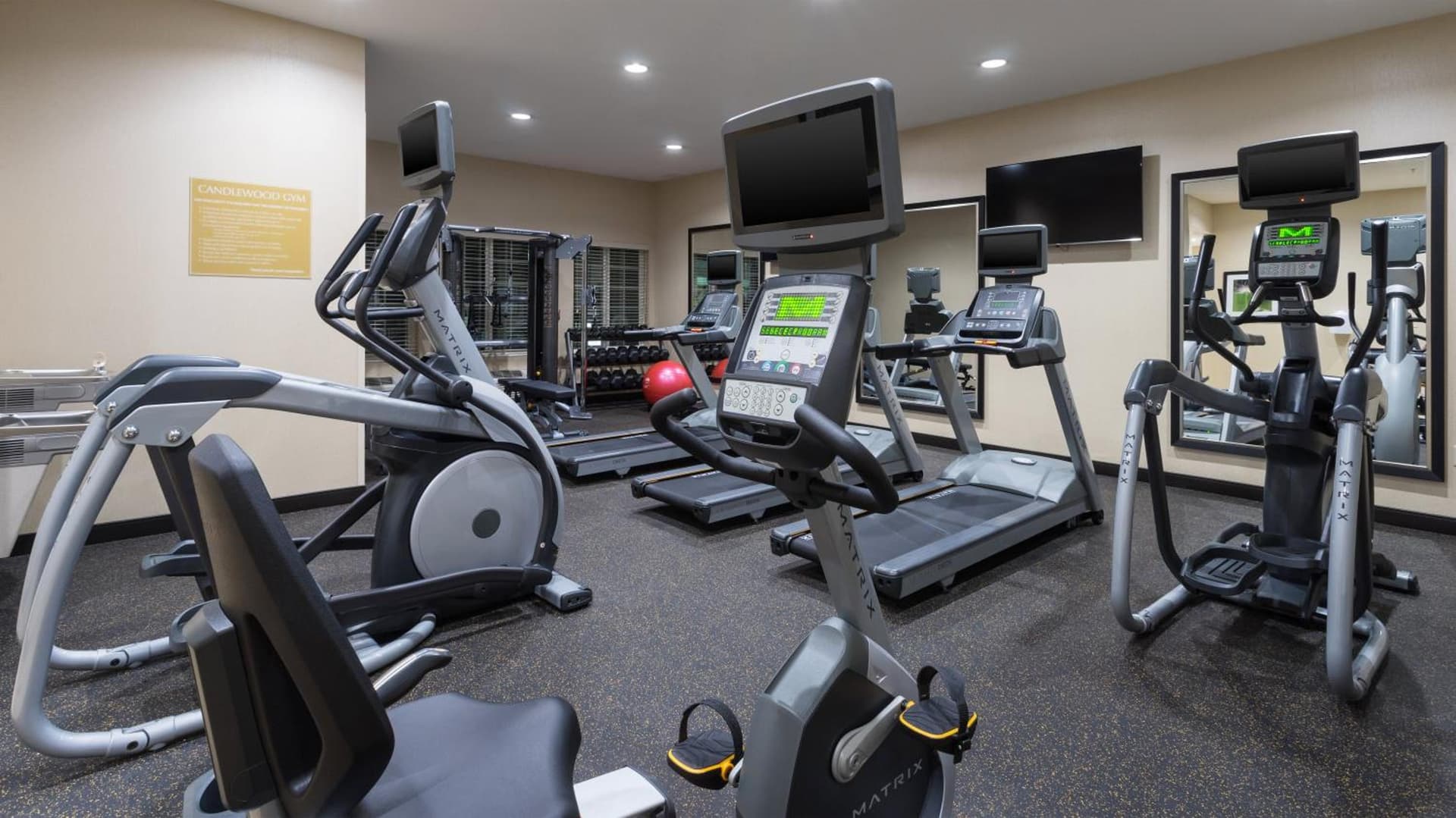 Candlewood Suites Grove City - Outlet Center by IHG gallery photo in Grove City, PA — image 33