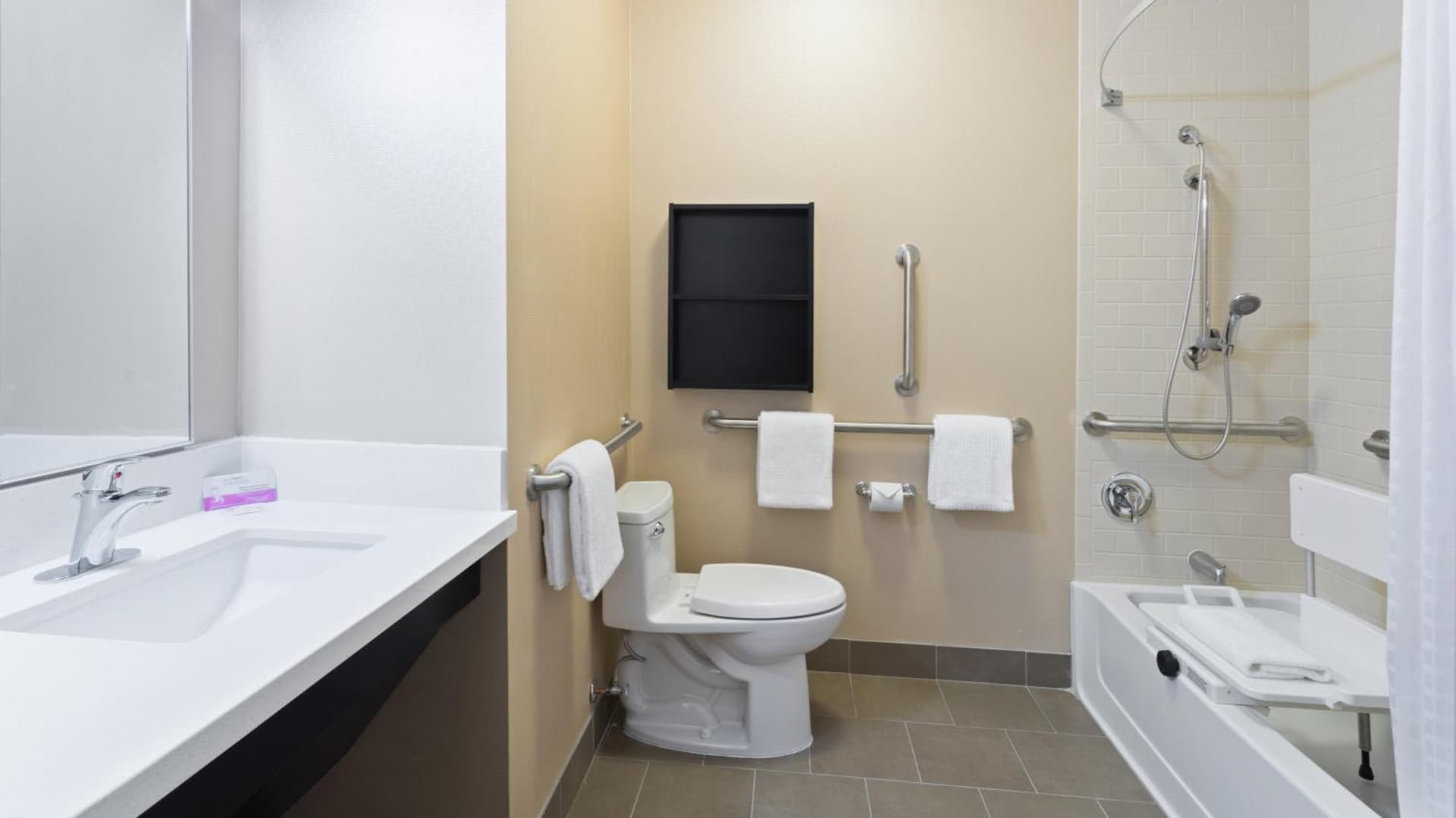 Candlewood Suites Grove City - Outlet Center by IHG gallery photo in Grove City, PA — image 9