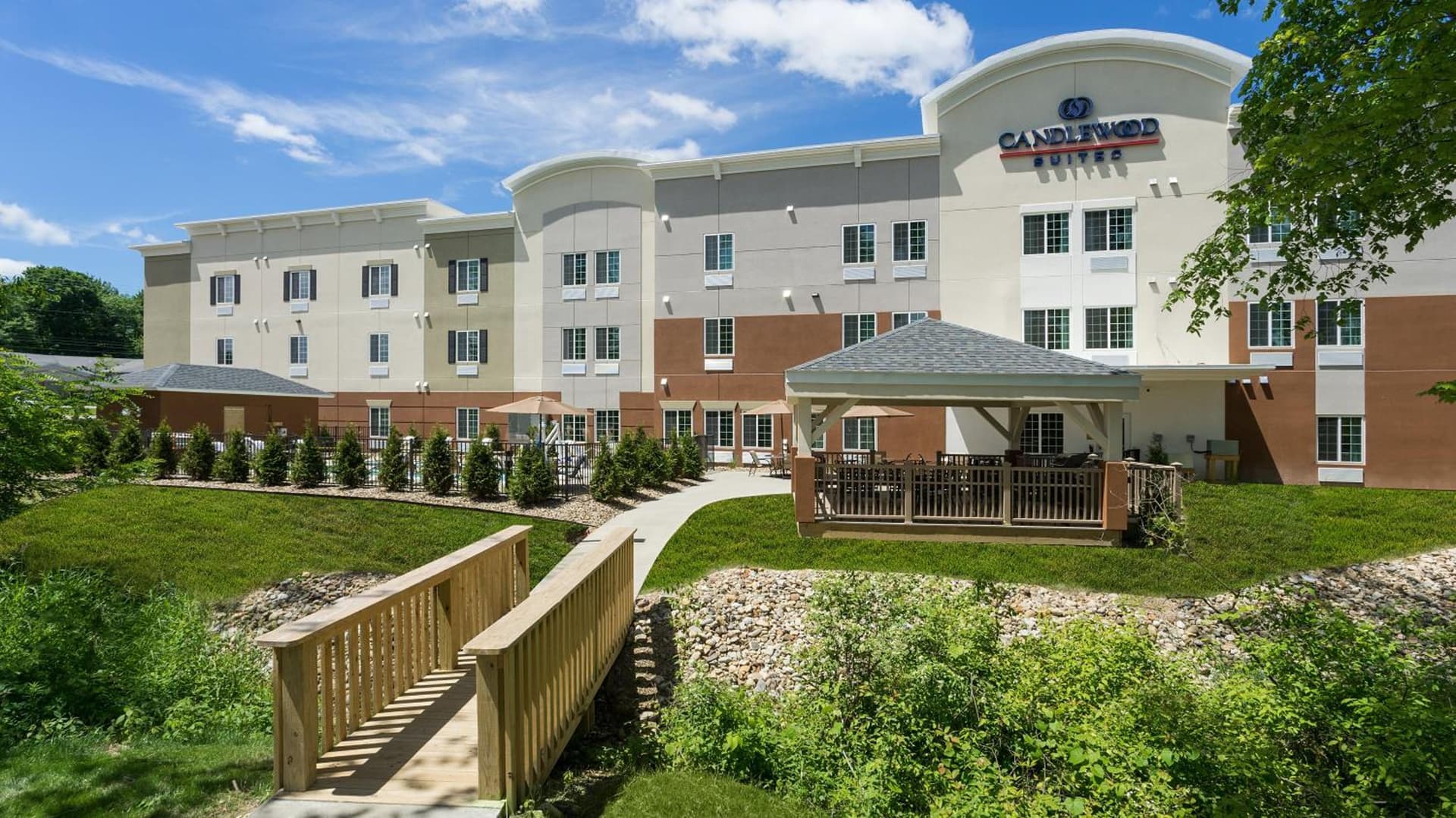 Candlewood Suites Grove City - Outlet Center by IHG gallery photo in Grove City, PA — image 11