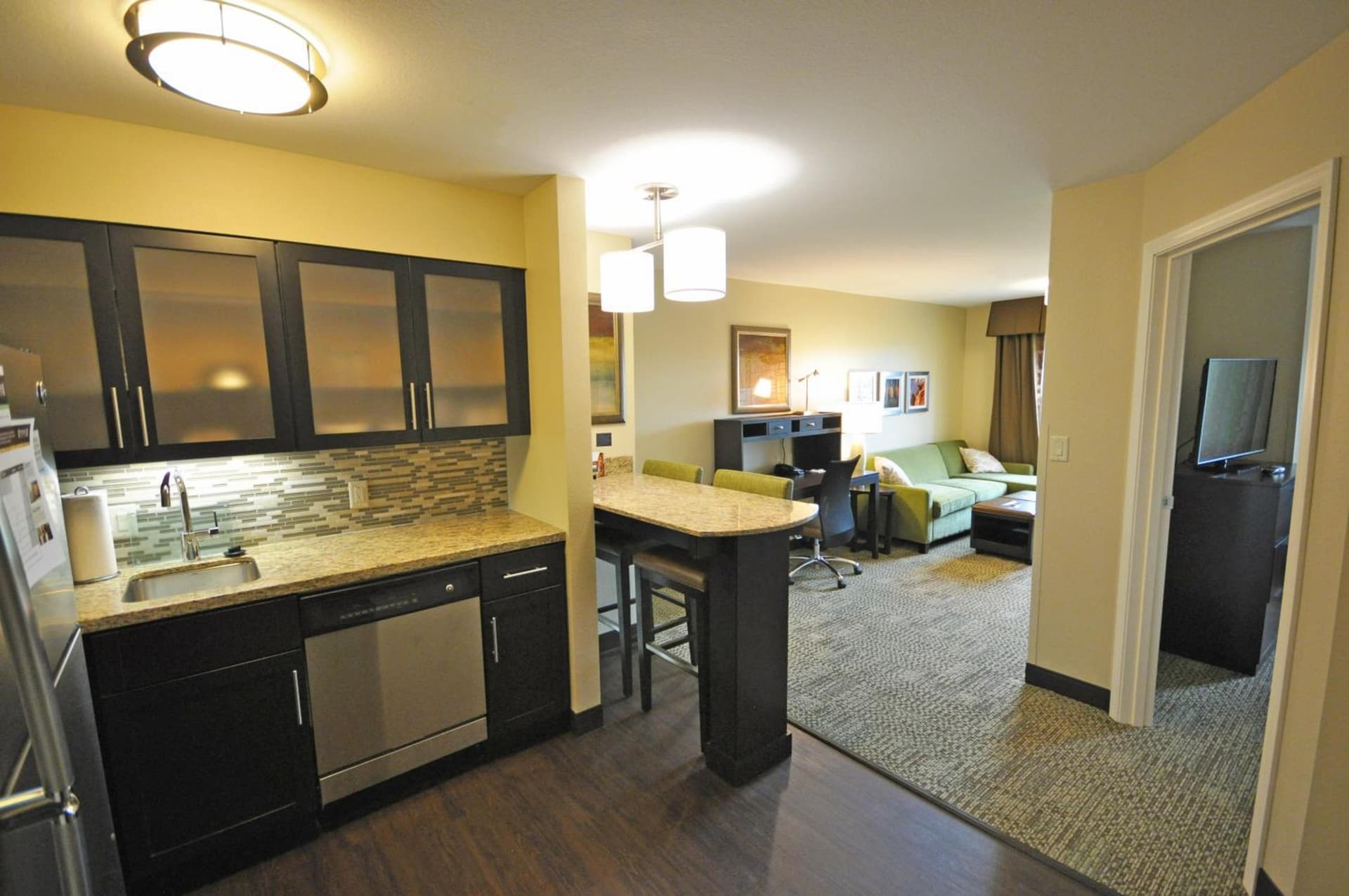 Staybridge Suites Eau Claire - Altoona by IHG gallery photo in Altoona, WI — image 13