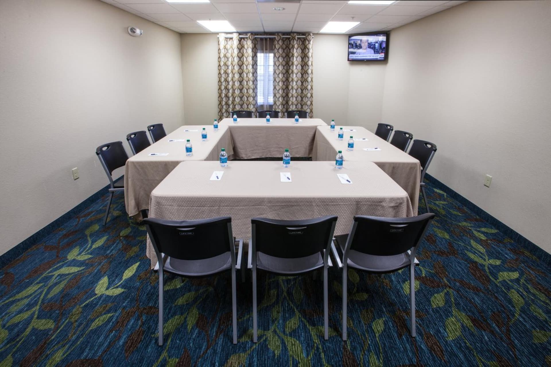 Candlewood Suites New Braunfels by IHG interior in New Braunfels, TX — gallery photo 2