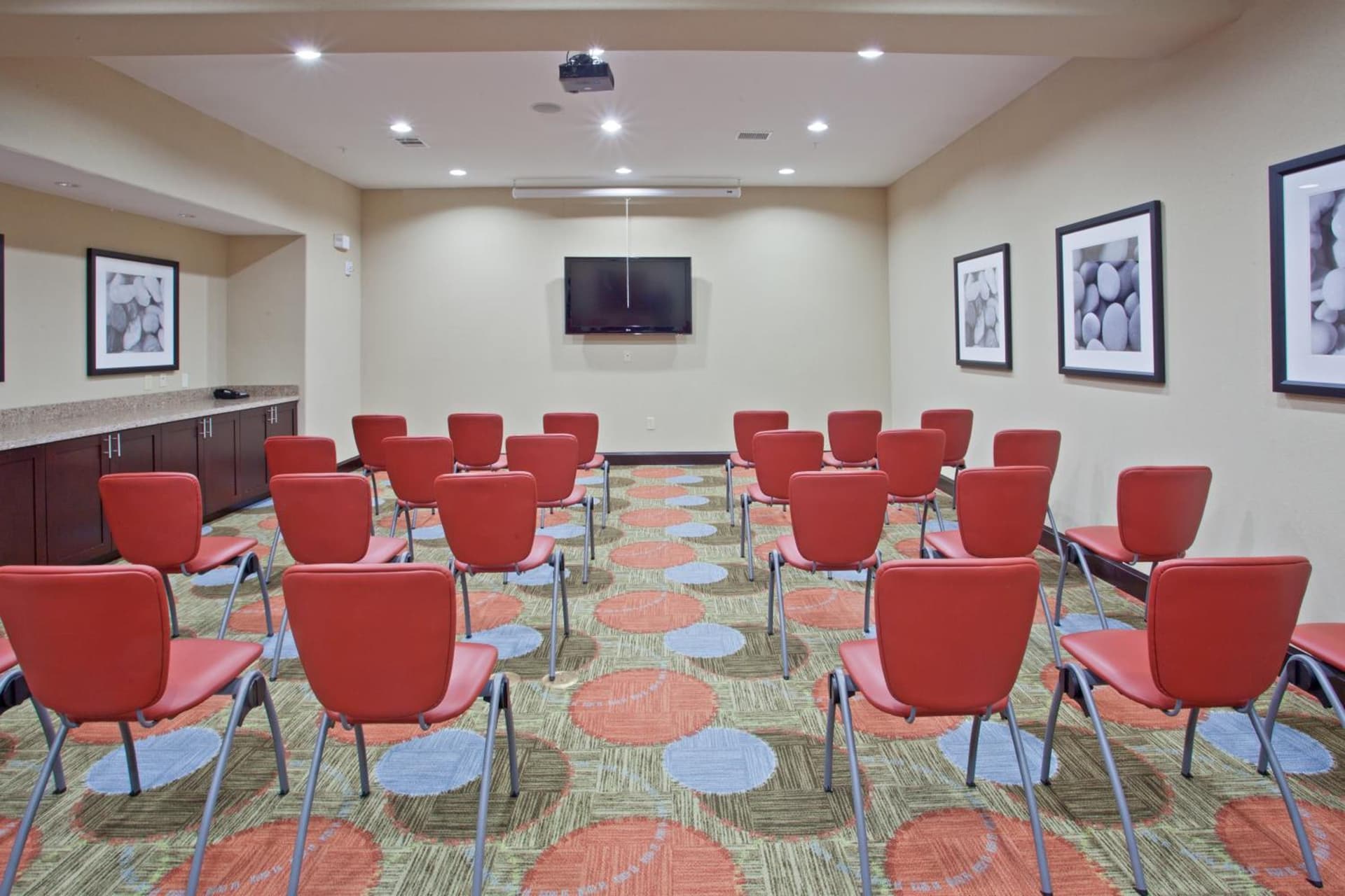 Staybridge Suites Houston Stafford - Sugar Land by IHG gallery photo in Stafford, TX — image 32