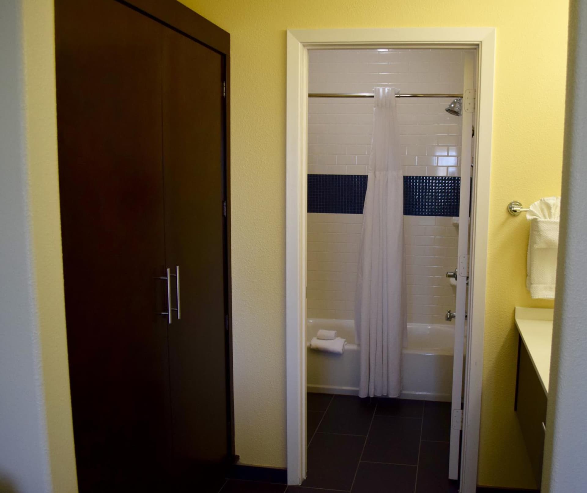 Staybridge Suites Houston Stafford - Sugar Land by IHG gallery photo in Stafford, TX — image 41