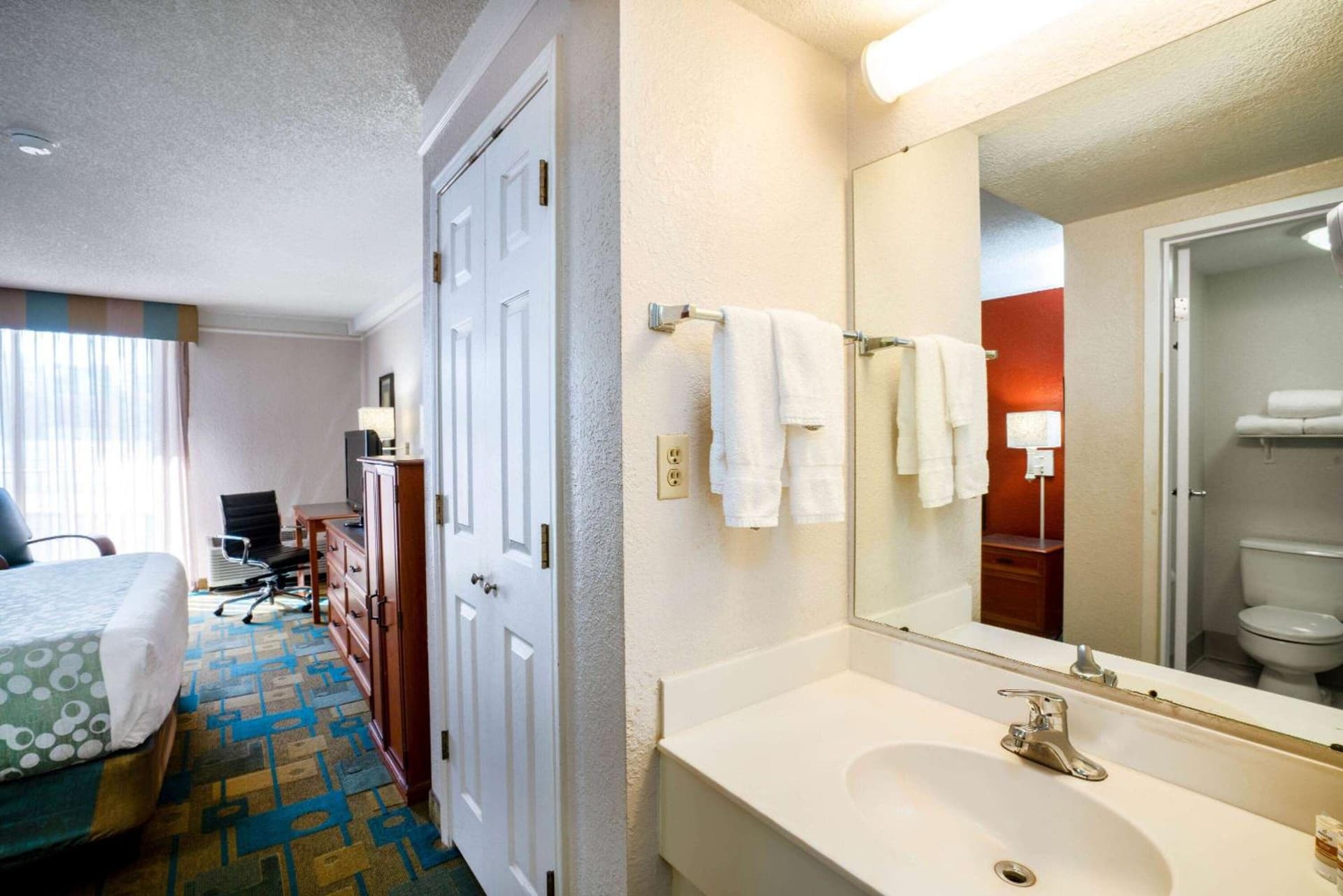 La Quinta by Wyndham Nashville Airport/Opryland gallery photo in Nashville, TN — image 31
