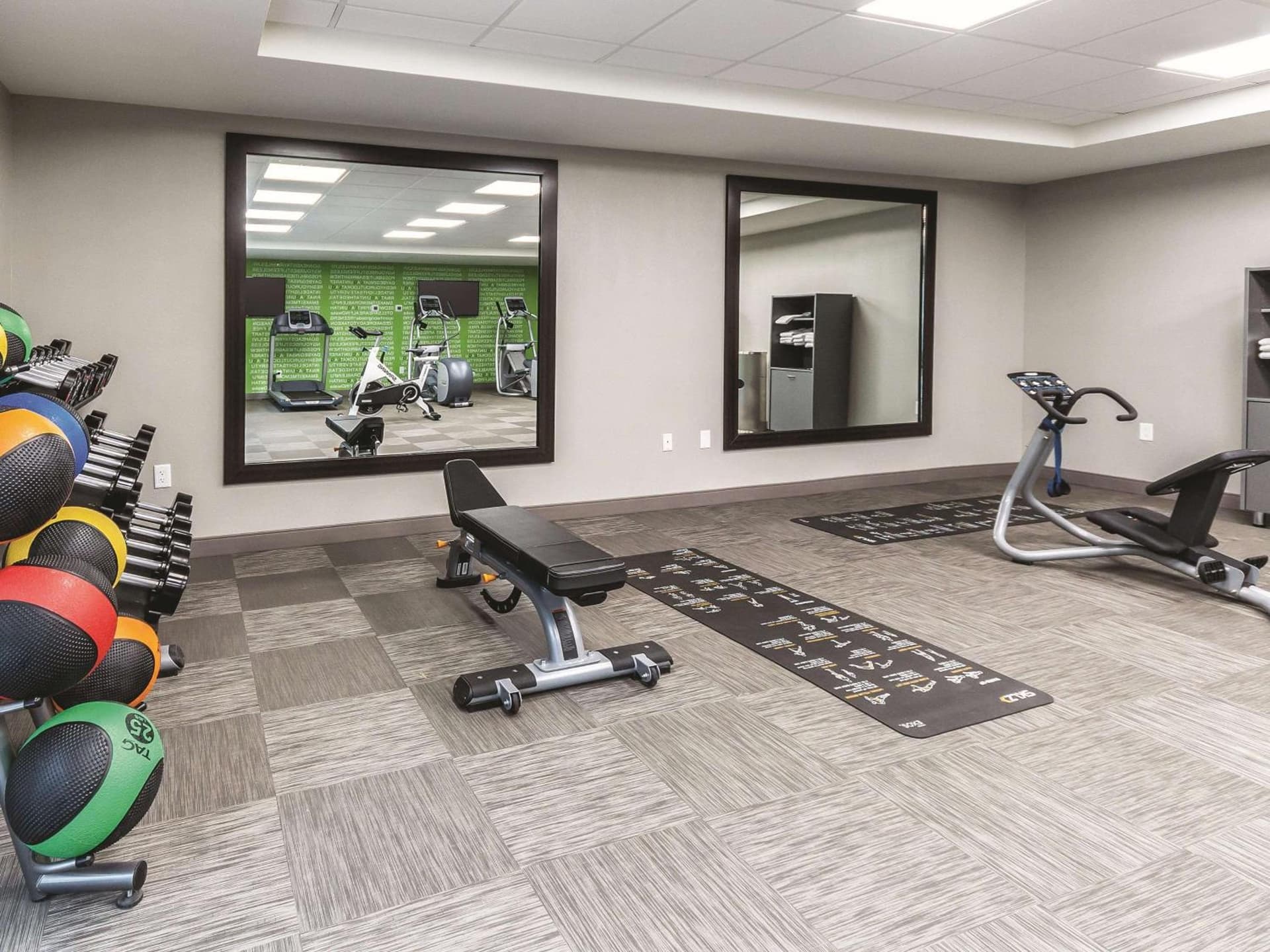 La Quinta by Wyndham Grand Junction Airport gallery photo in Grand Junction, CO — image 11