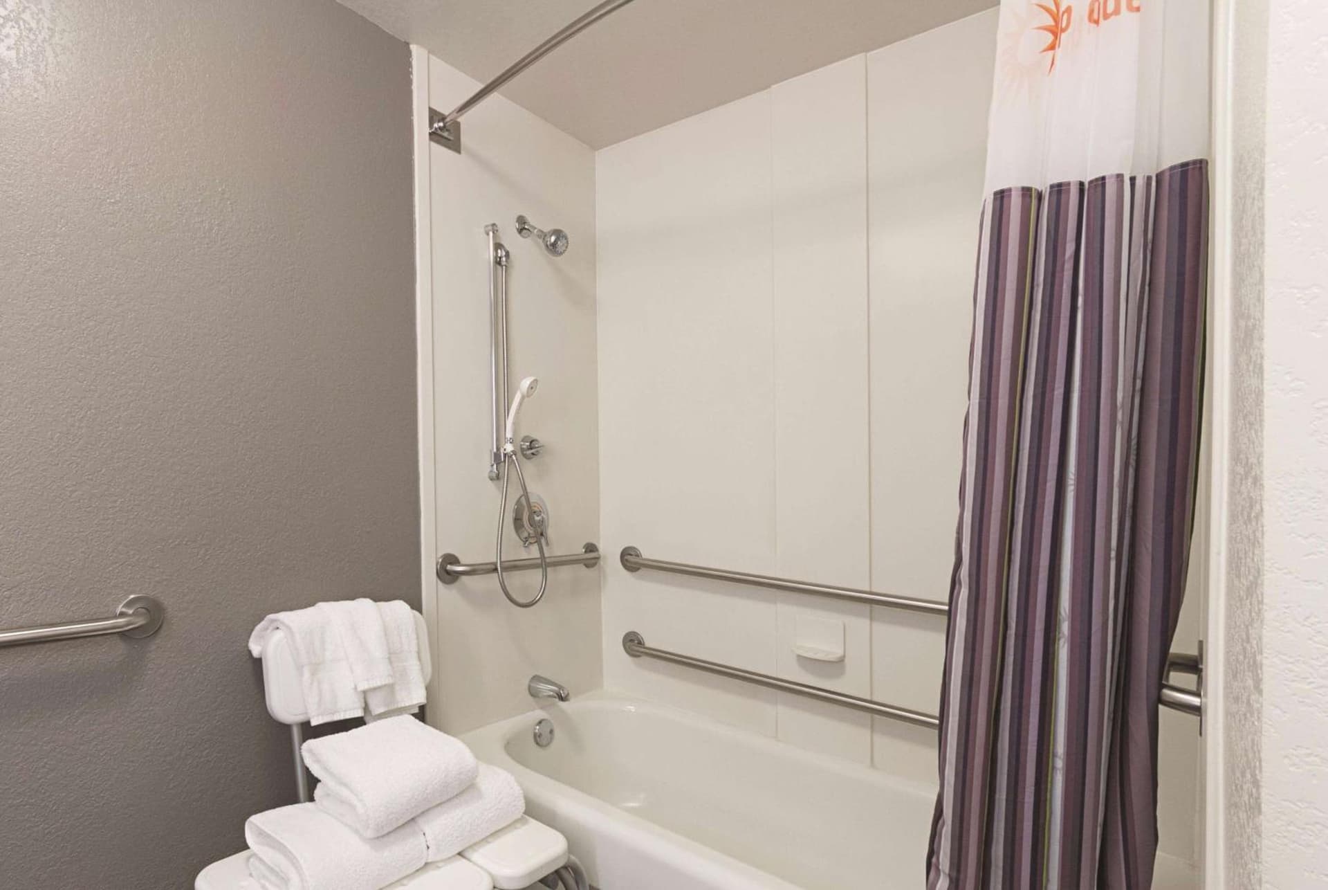 La Quinta by Wyndham Grand Junction Airport gallery photo in Grand Junction, CO — image 6