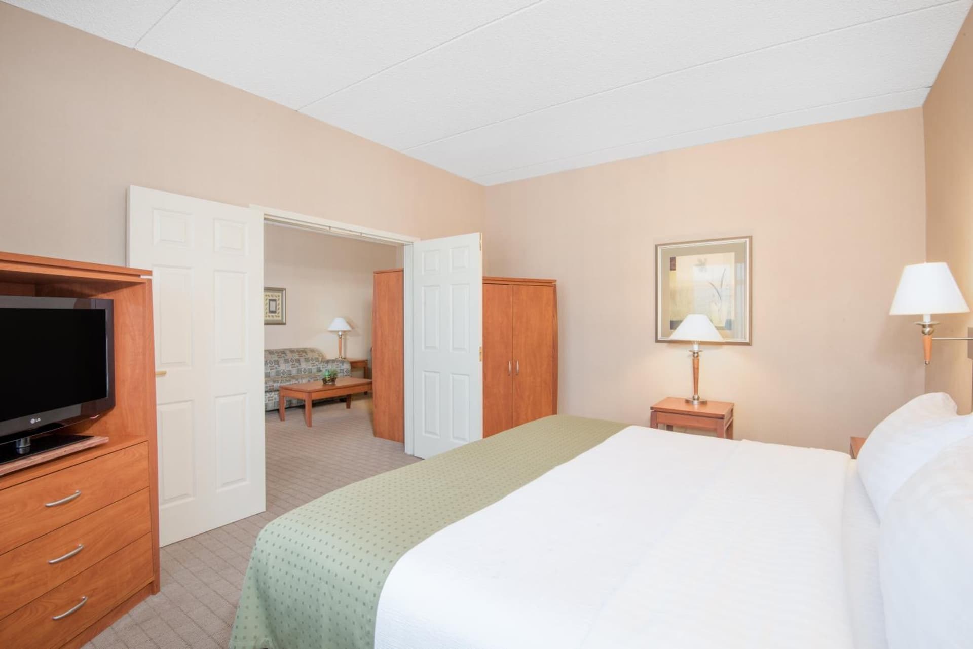 Holiday Inn & Suites Goodyear - West Phoenix Area by IHG interior in Goodyear, AZ — gallery photo 2