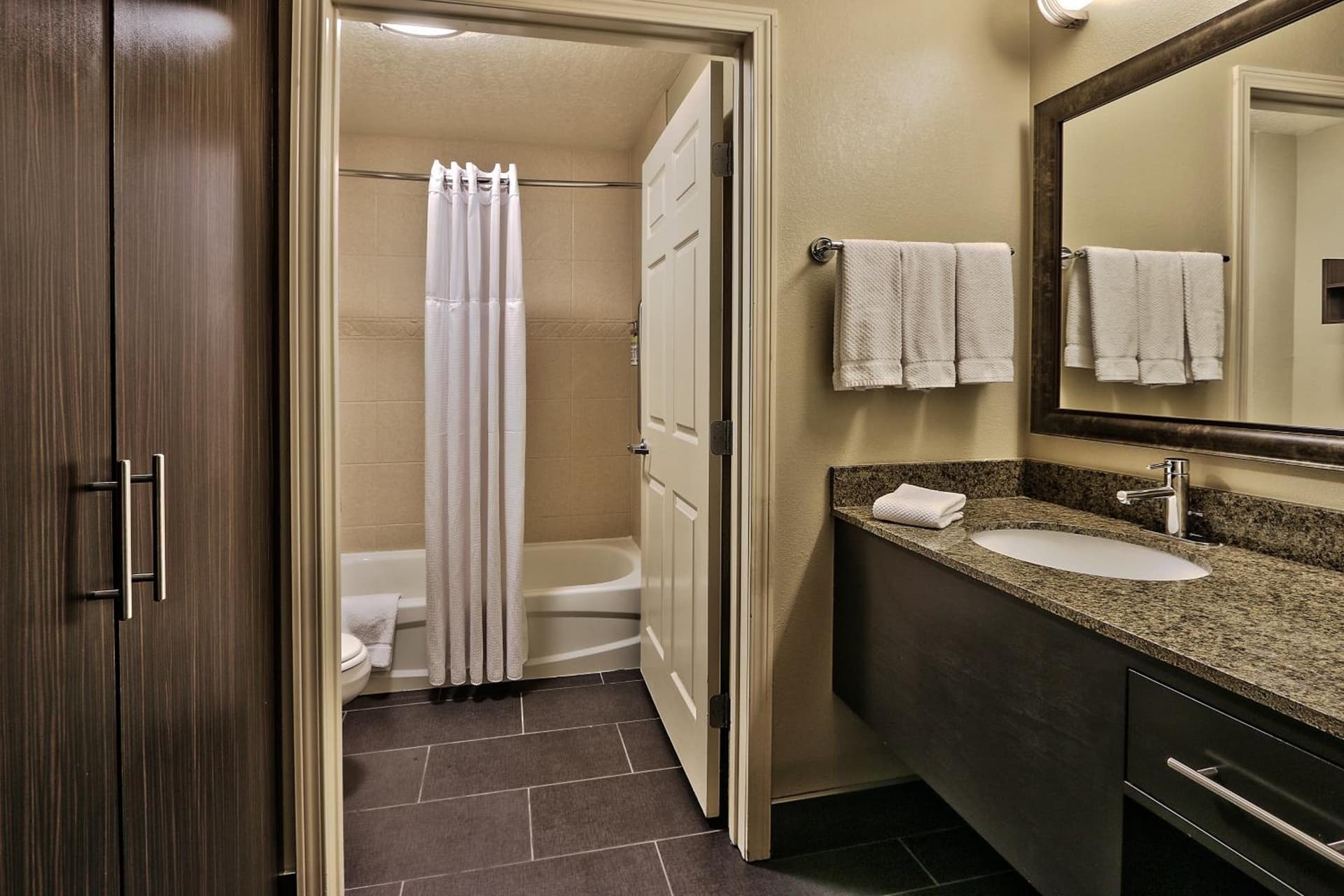 Staybridge Suites Albuquerque North by IHG gallery photo in Albuquerque, NM — image 14