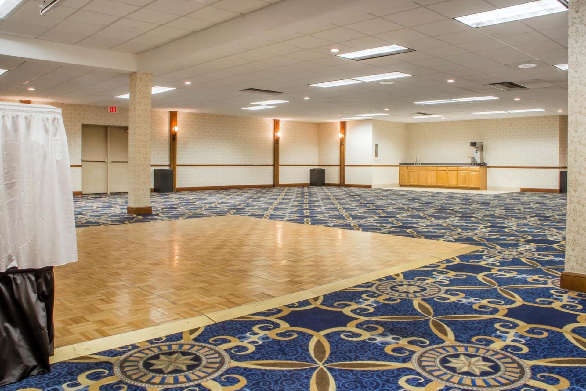 Econo Lodge Broken Arrow-Tulsa gallery photo in Broken Arrow, OK — image 8