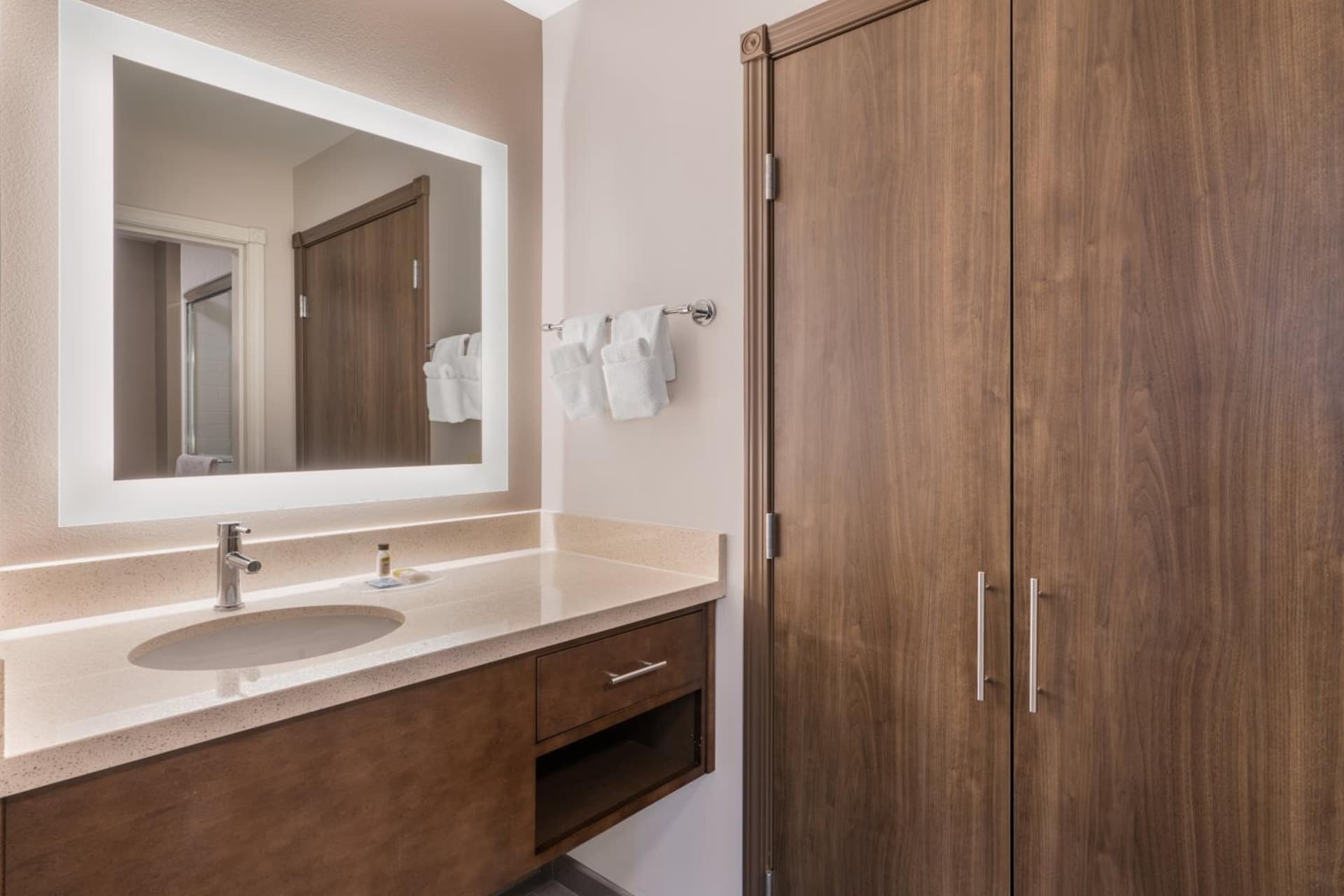 Staybridge Suites Anchorage by IHG gallery photo in Anchorage, AK — image 25