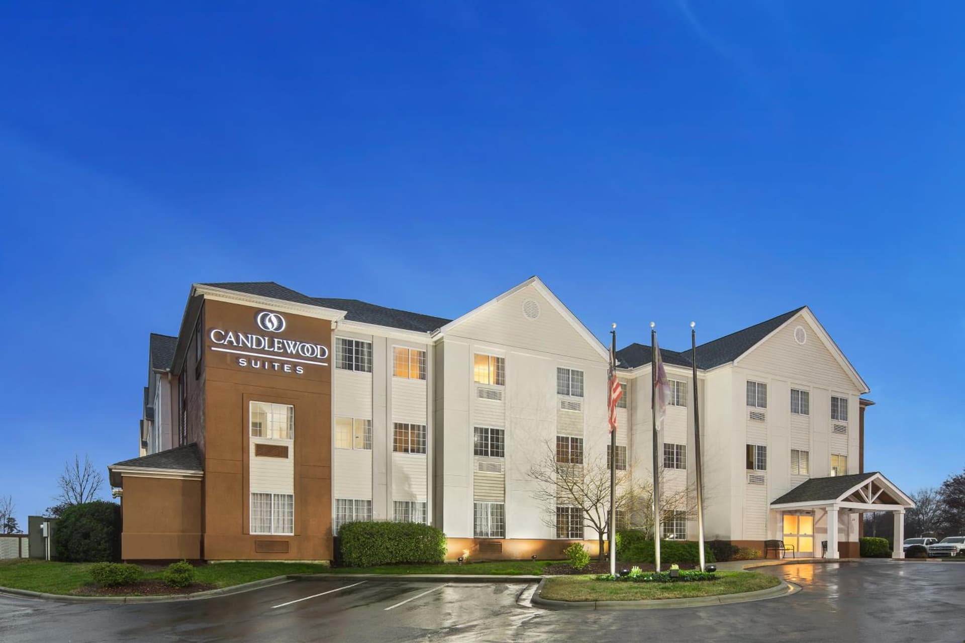 Candlewood Suites - Charlotte - Arrowood by IHG featured exterior or lobby in Charlotte, NC — similar hotel