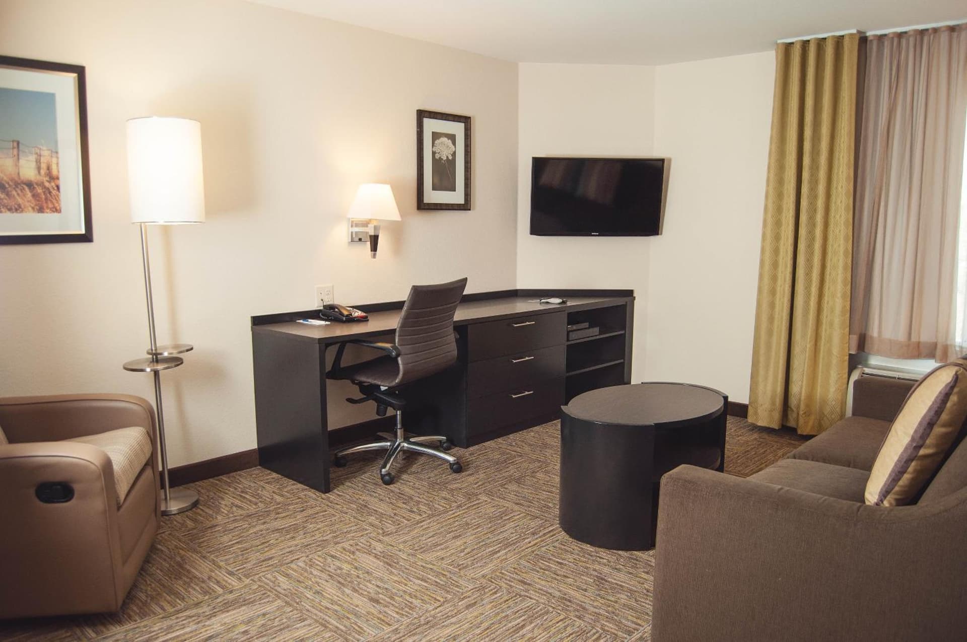 Candlewood Suites Denver North - Thornton by IHG gallery photo in Thornton, CO — image 17