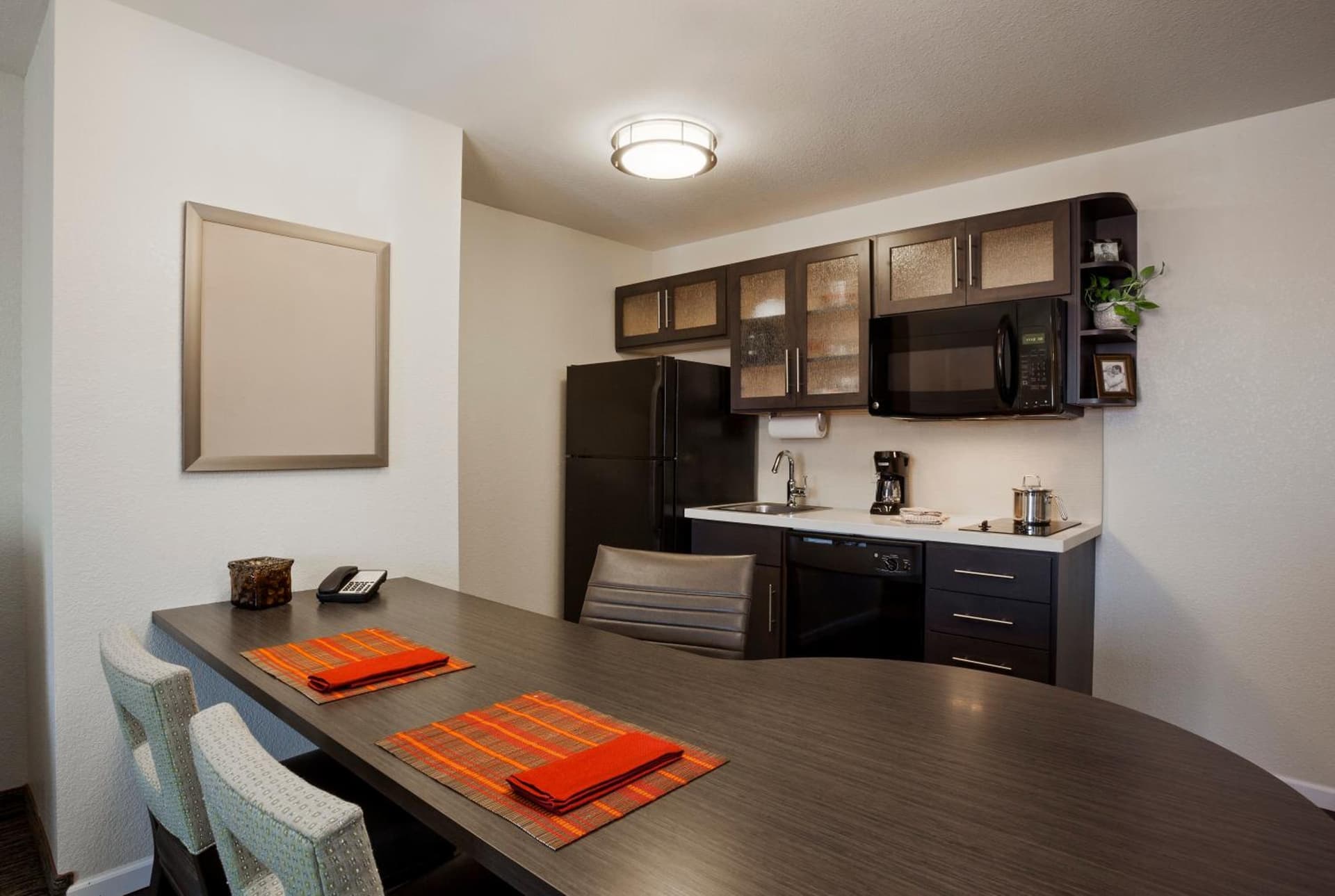 Candlewood Suites Denver North - Thornton by IHG gallery photo in Thornton, CO — image 21