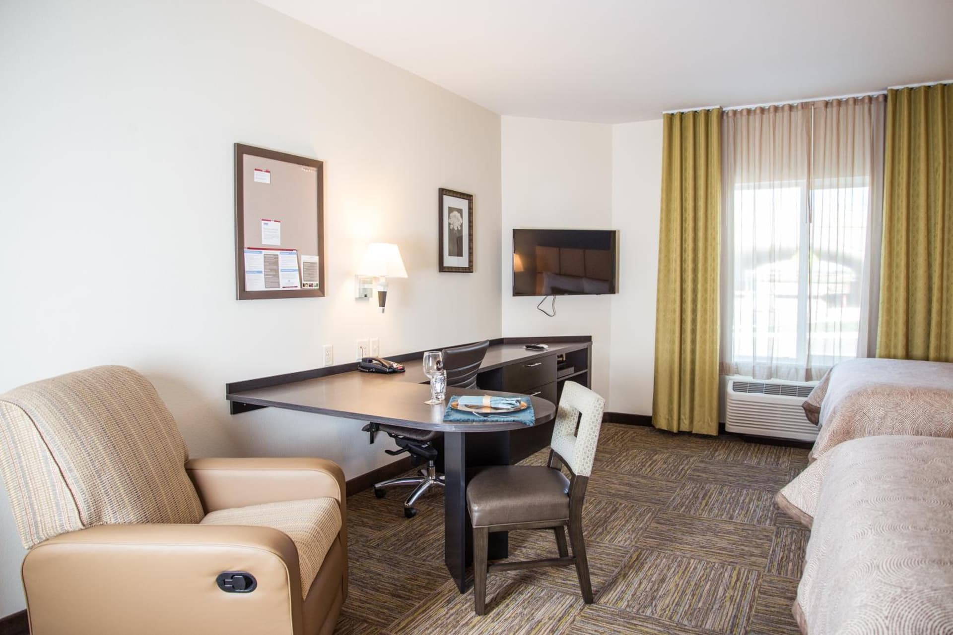Candlewood Suites Denver North - Thornton by IHG gallery photo in Thornton, CO — image 7